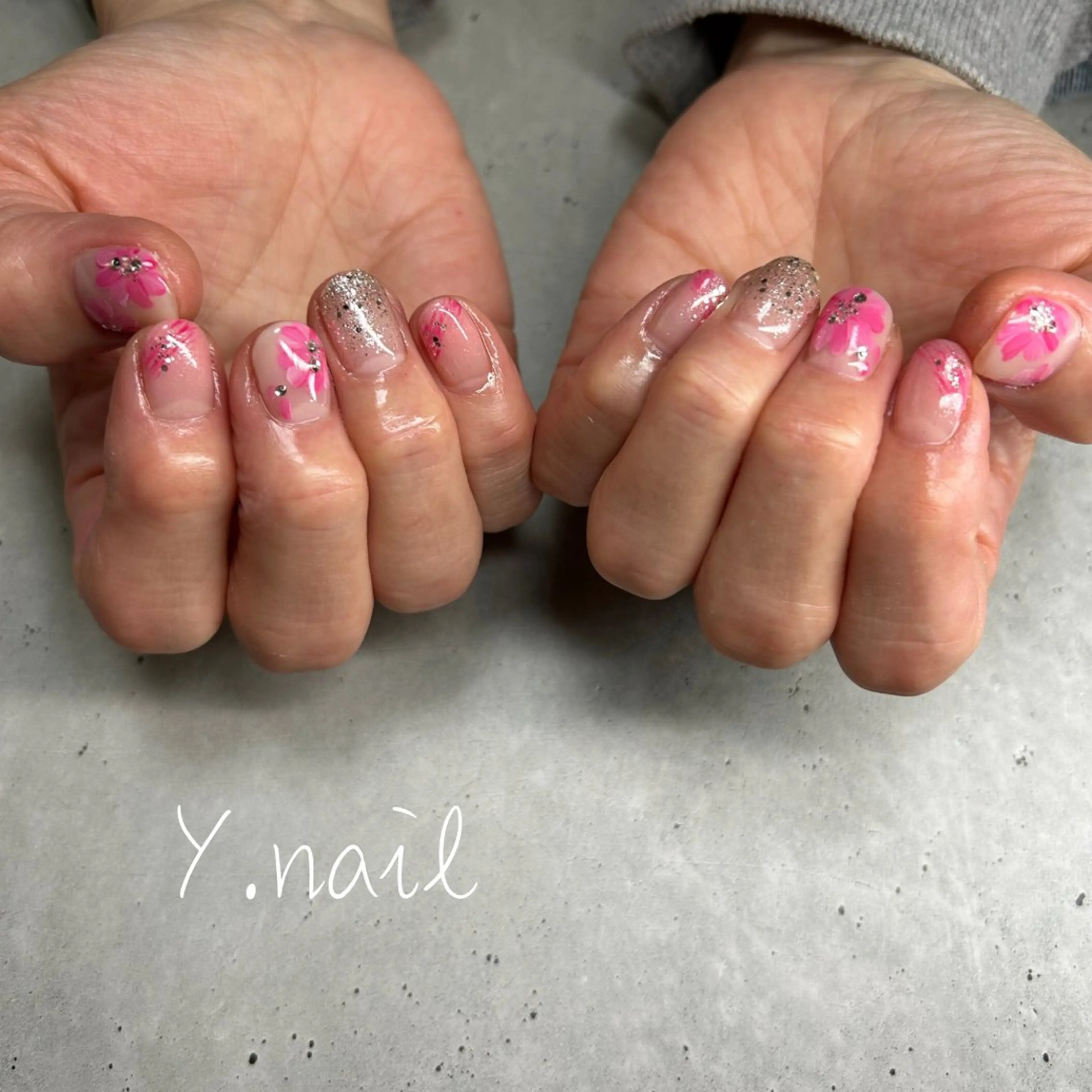 ネイル ハンドネイル Y. nailのネイルデザイン
