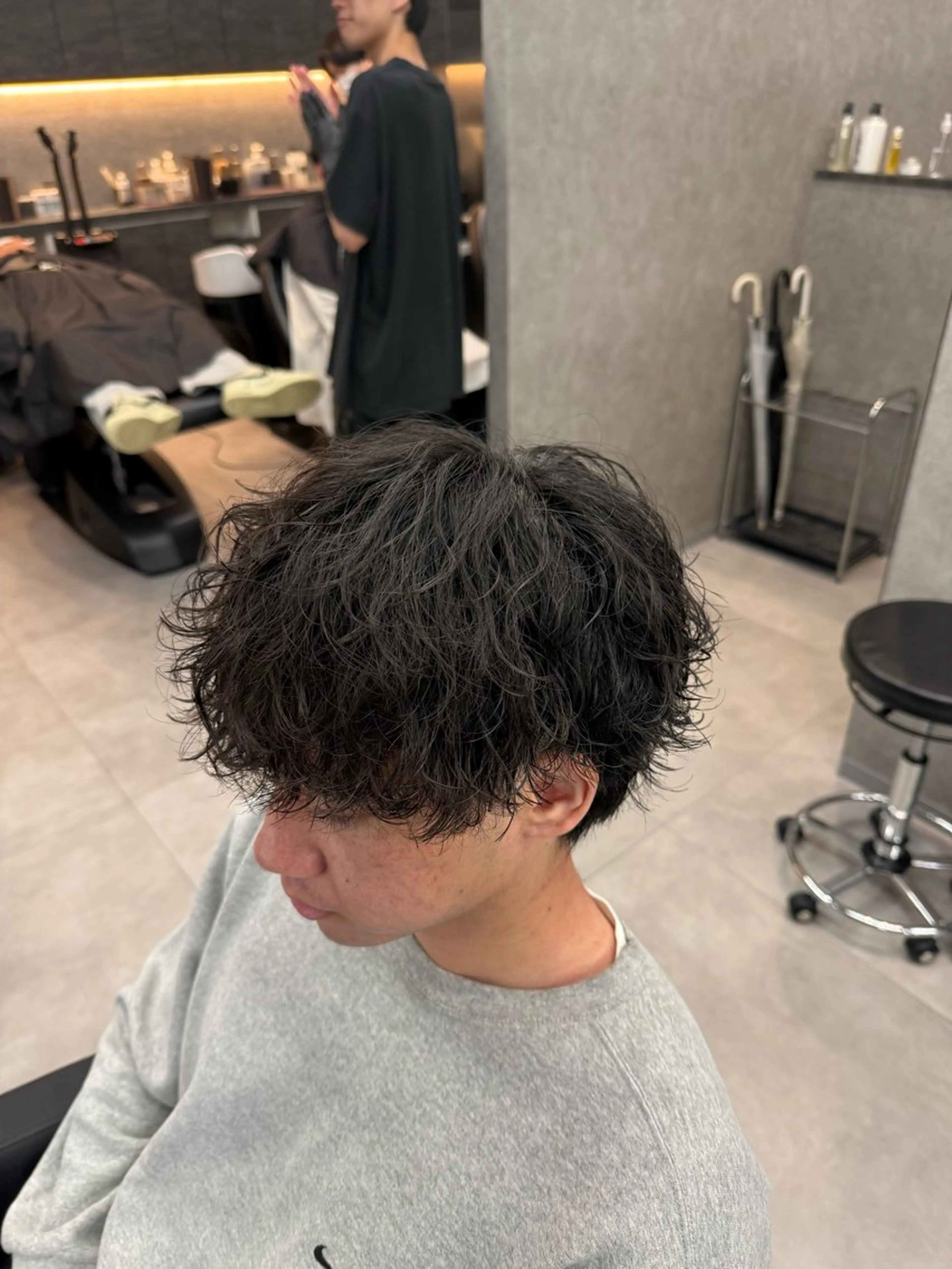 ショート カラー パーマ メンズ メンズパーマ メンズ特化 👑YUTAのヘアスタイル