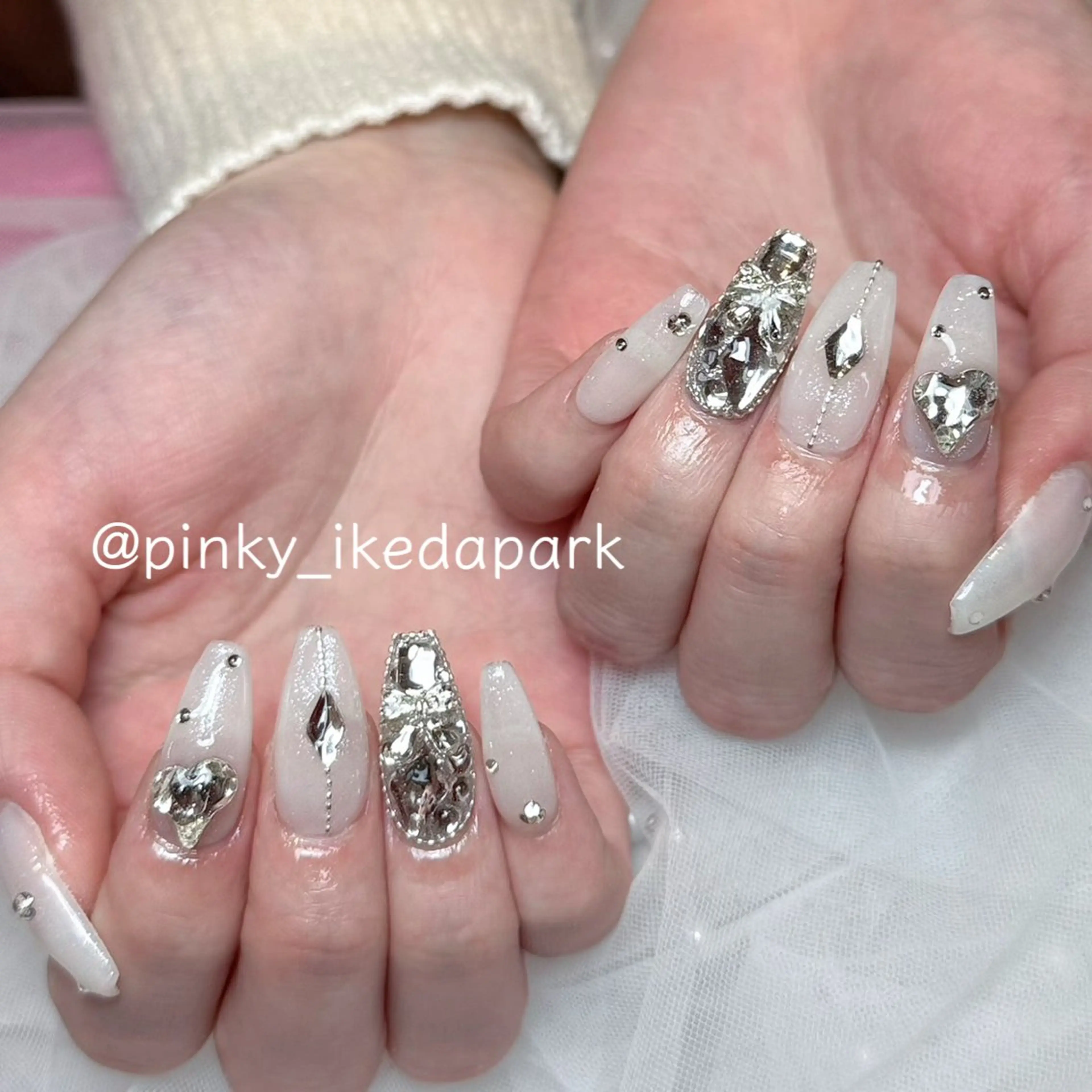 ネイル ハンドネイル ピンキー 池田公園店のネイルデザイン