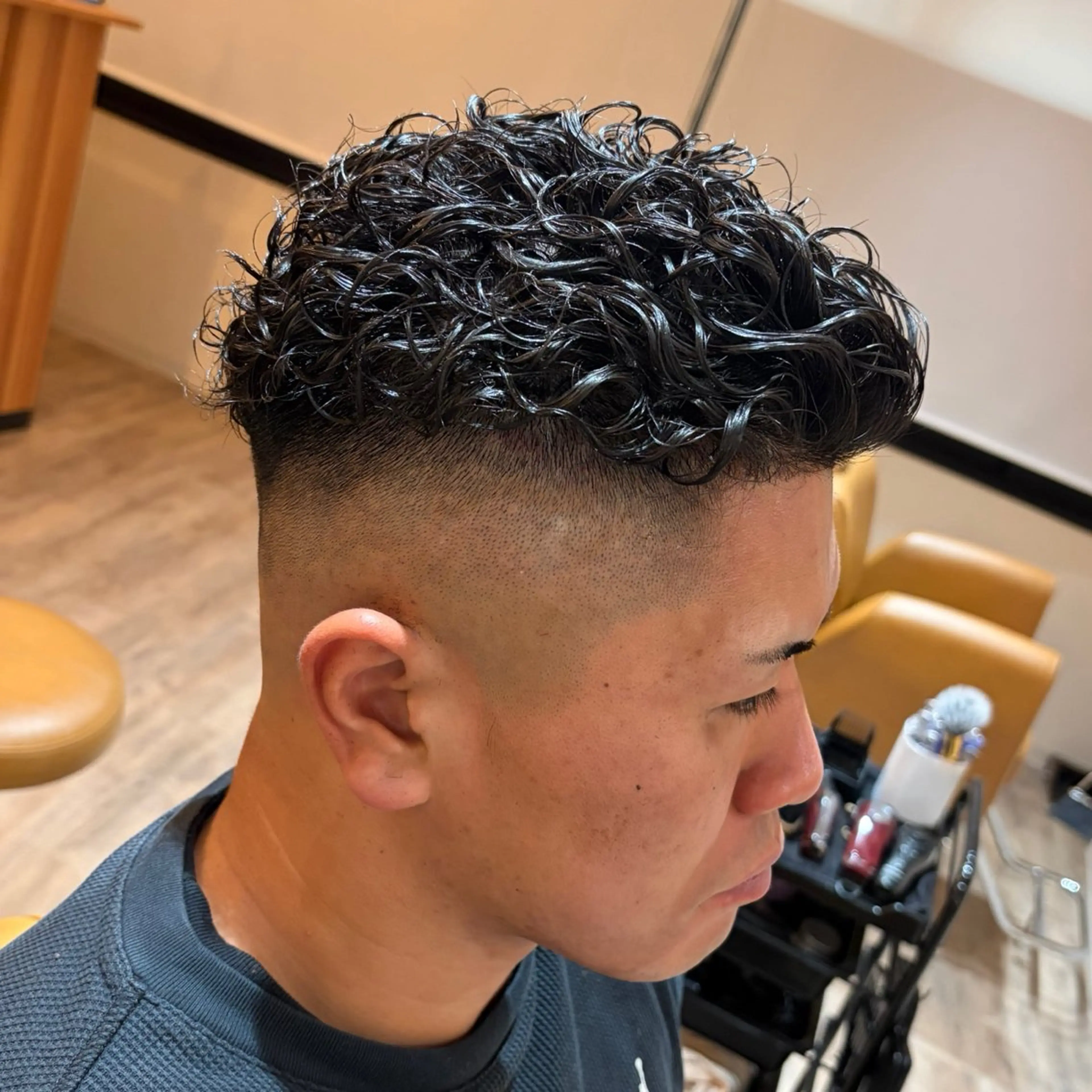 ショート パーマ 黒原 将貴のヘアスタイル