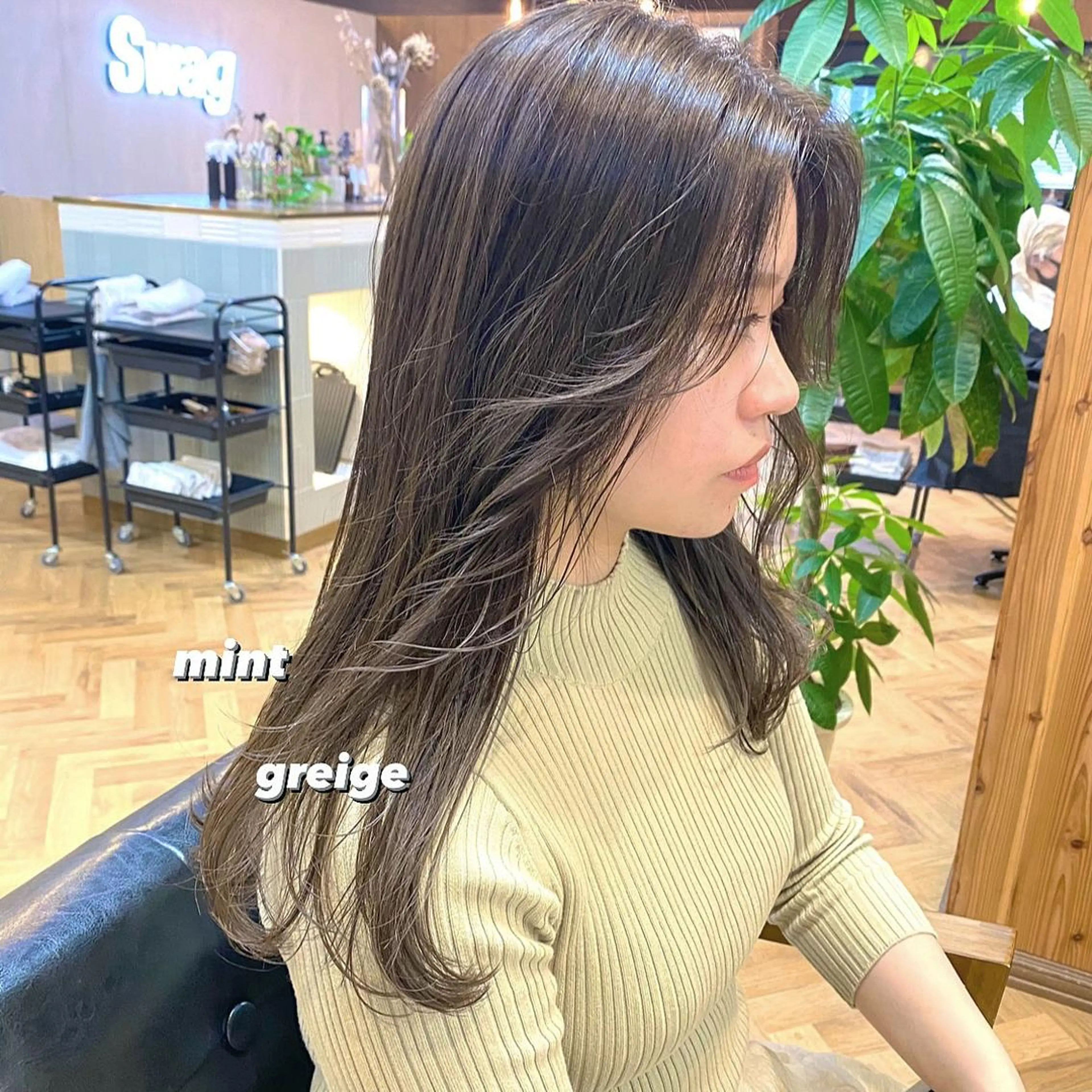 セミロング カラー パーマ ヘアアレンジ メンズ キッズ ネイル マツエク・マツパ 透明感カラー グレージュ ミント 前川 朋香のヘアスタイル