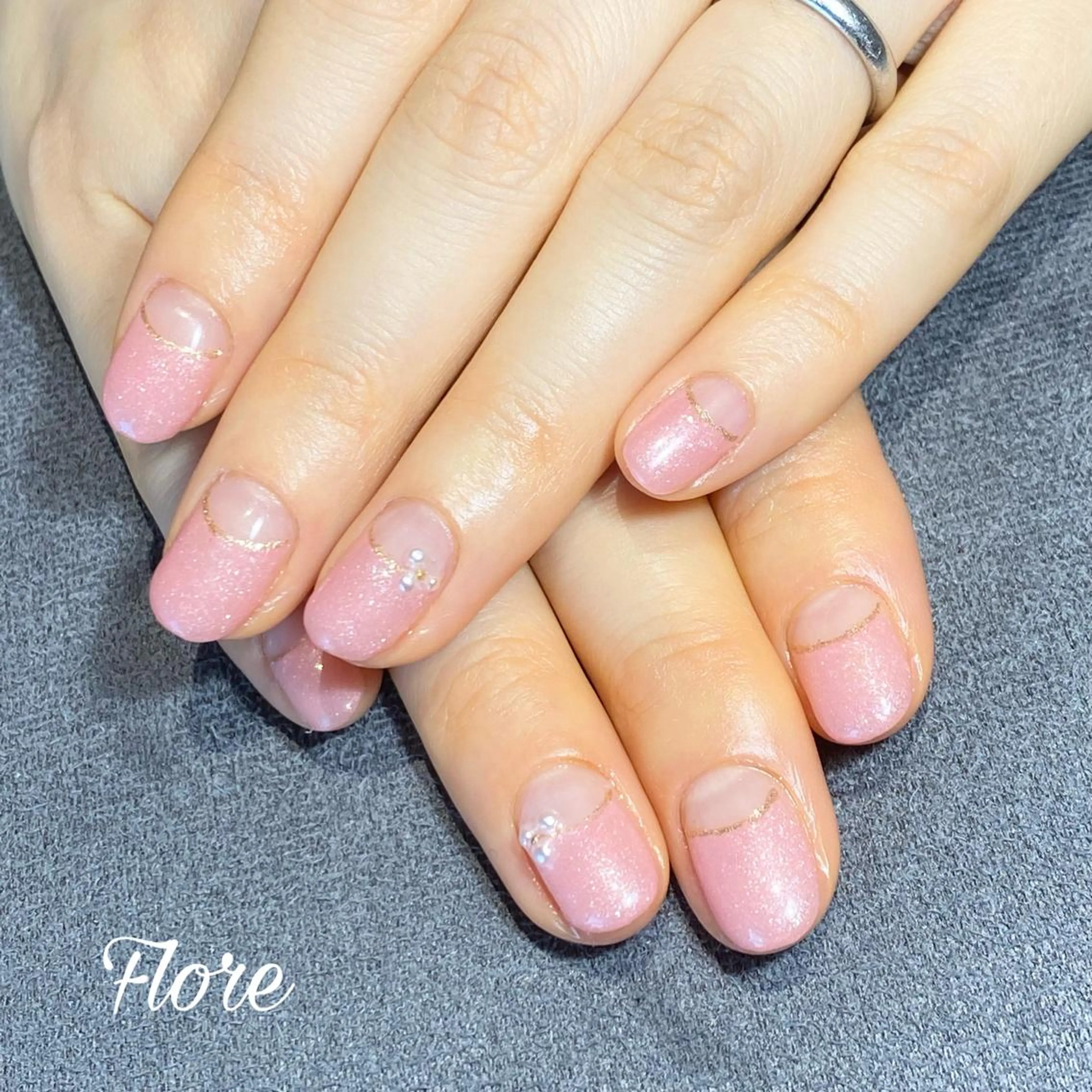 ネイル Flore (フロール)の眉毛・アイブロウイメージ