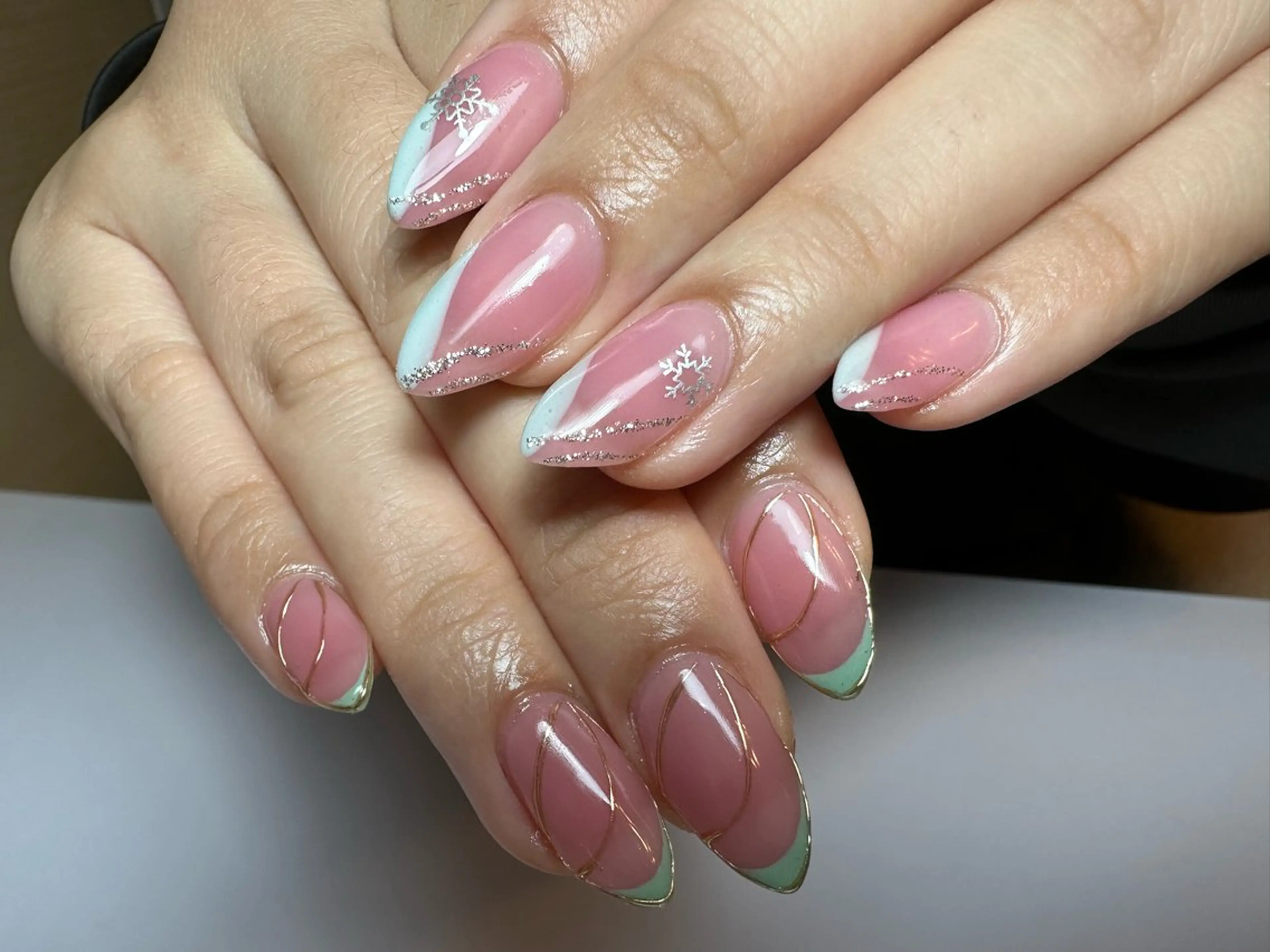 セミロング shandy nailのネイルデザイン