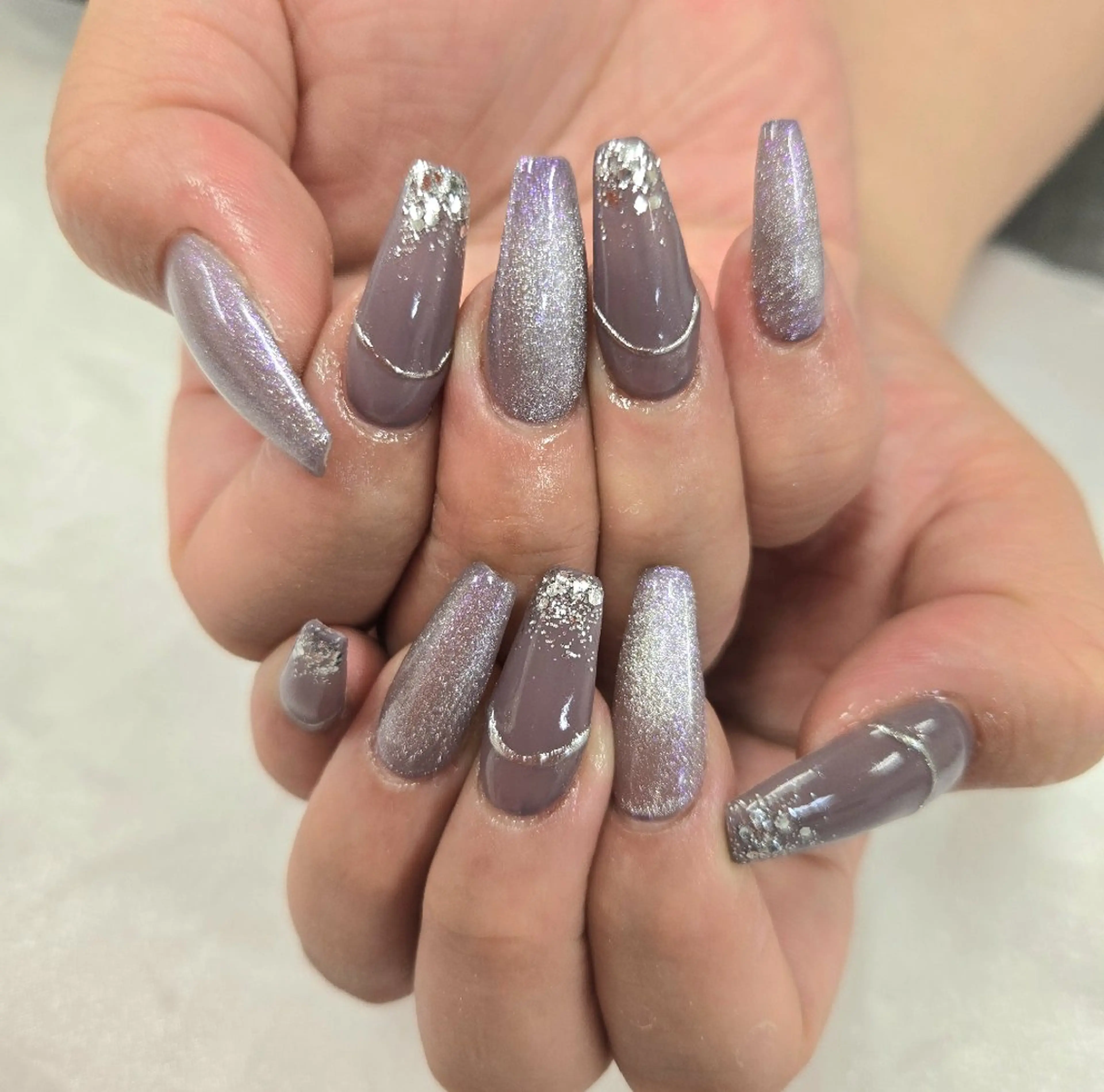 ネイル アートネイル オーロラネイル チークネイル ジェルネイル グラデーション ハンドネイル スカルプ指名No.1 河野　雑誌掲載サロンのネイルデザイン