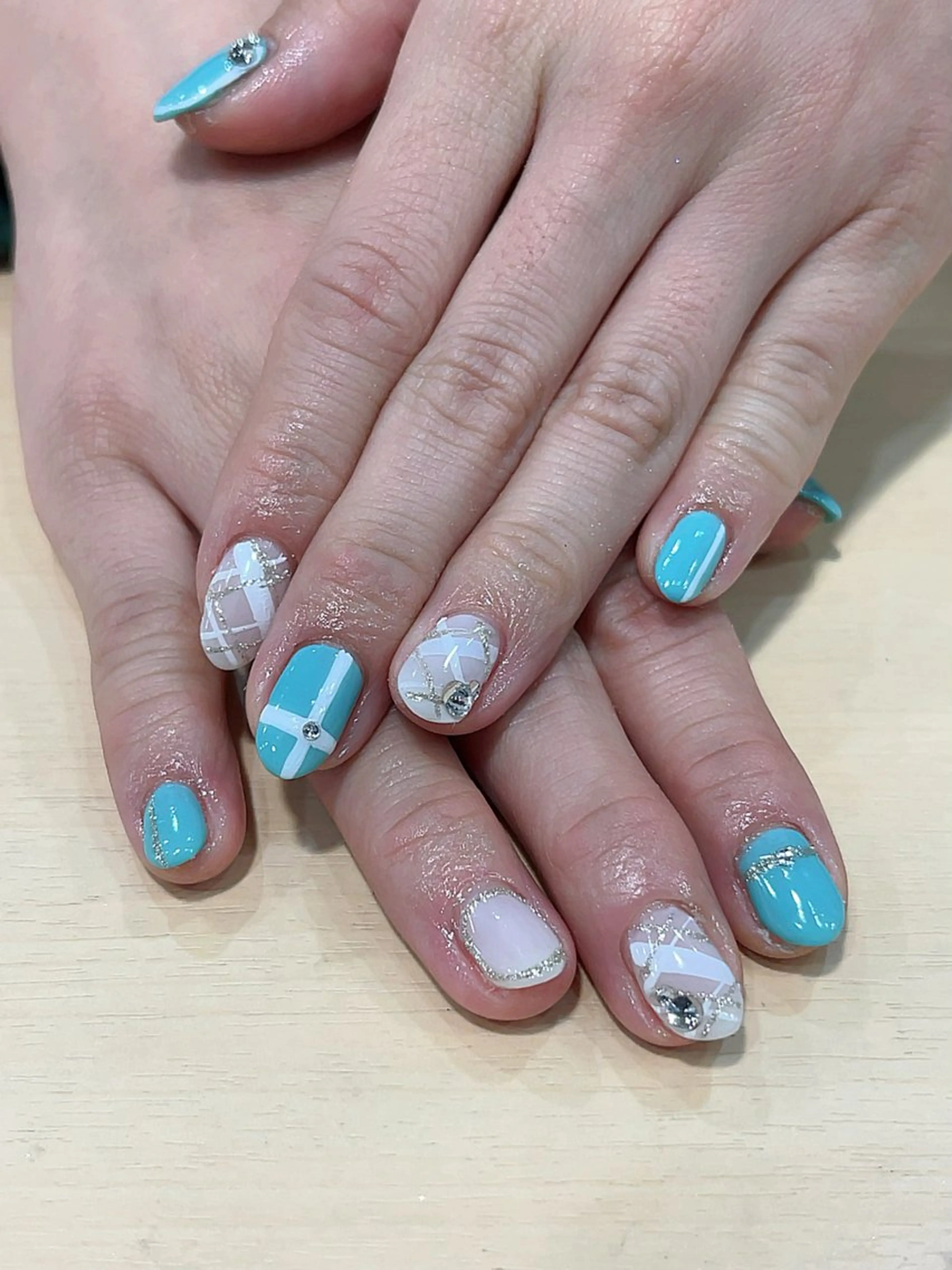 ネイル ハンドネイル ハンドケア あおやぎ ゆきこのネイルデザイン
