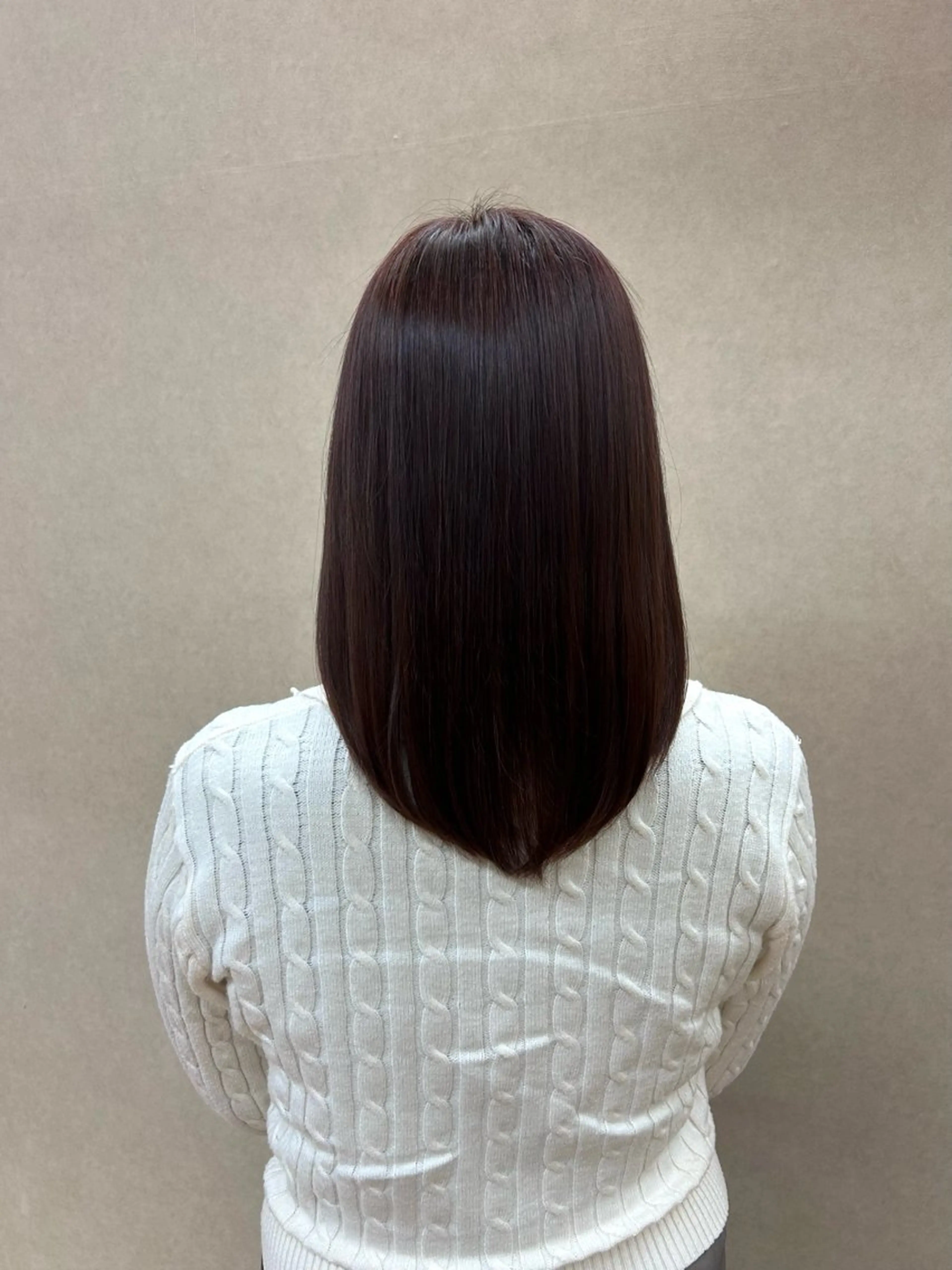 カラー 艶カラー🫧/ 板倉かなみのヘアスタイル