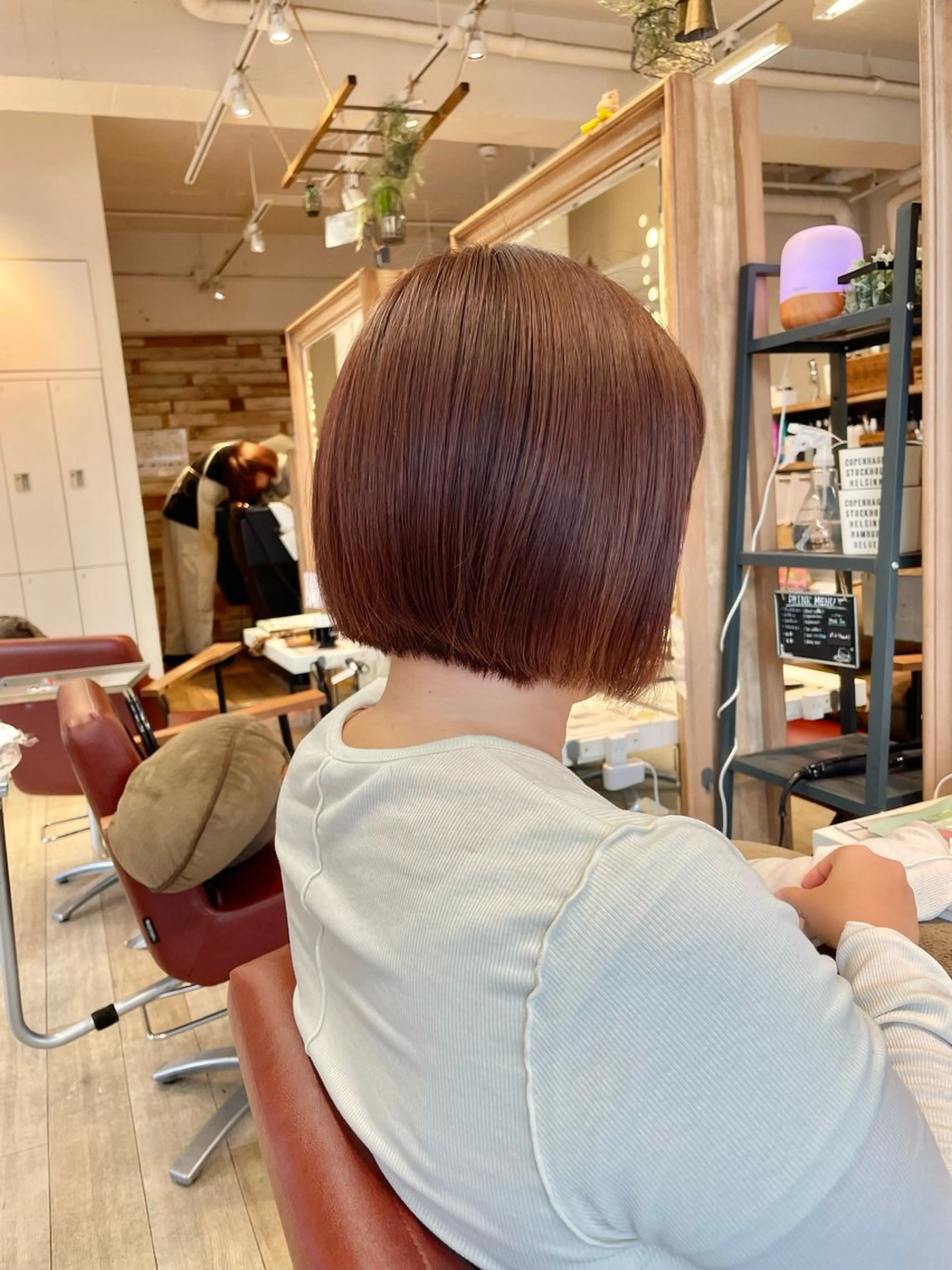 ショート カラー ブラウンカラー レッドカラー ✨横須賀髪質改善✨️ 加藤 百音のヘアスタイル