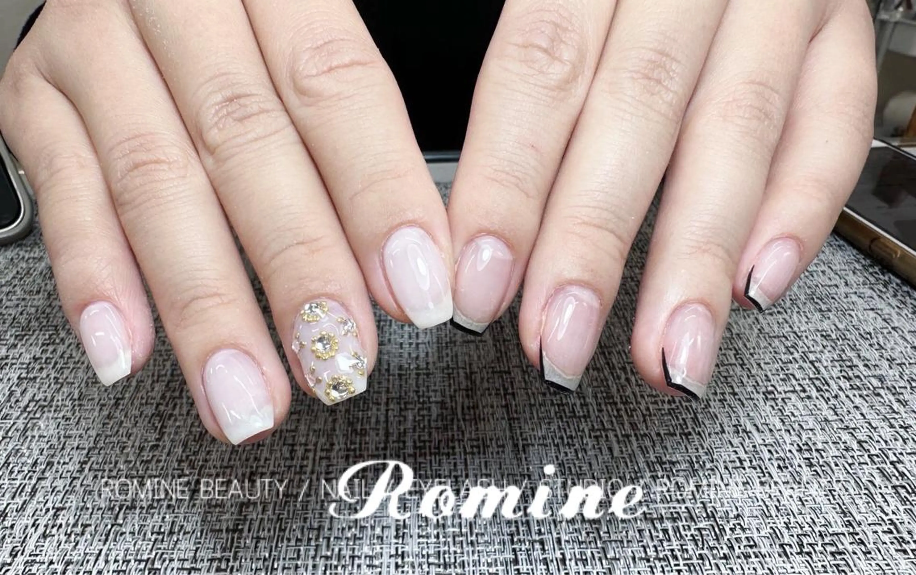 ネイル Romine アイラッシュ&ネイルのマツエク・マツパデザイン