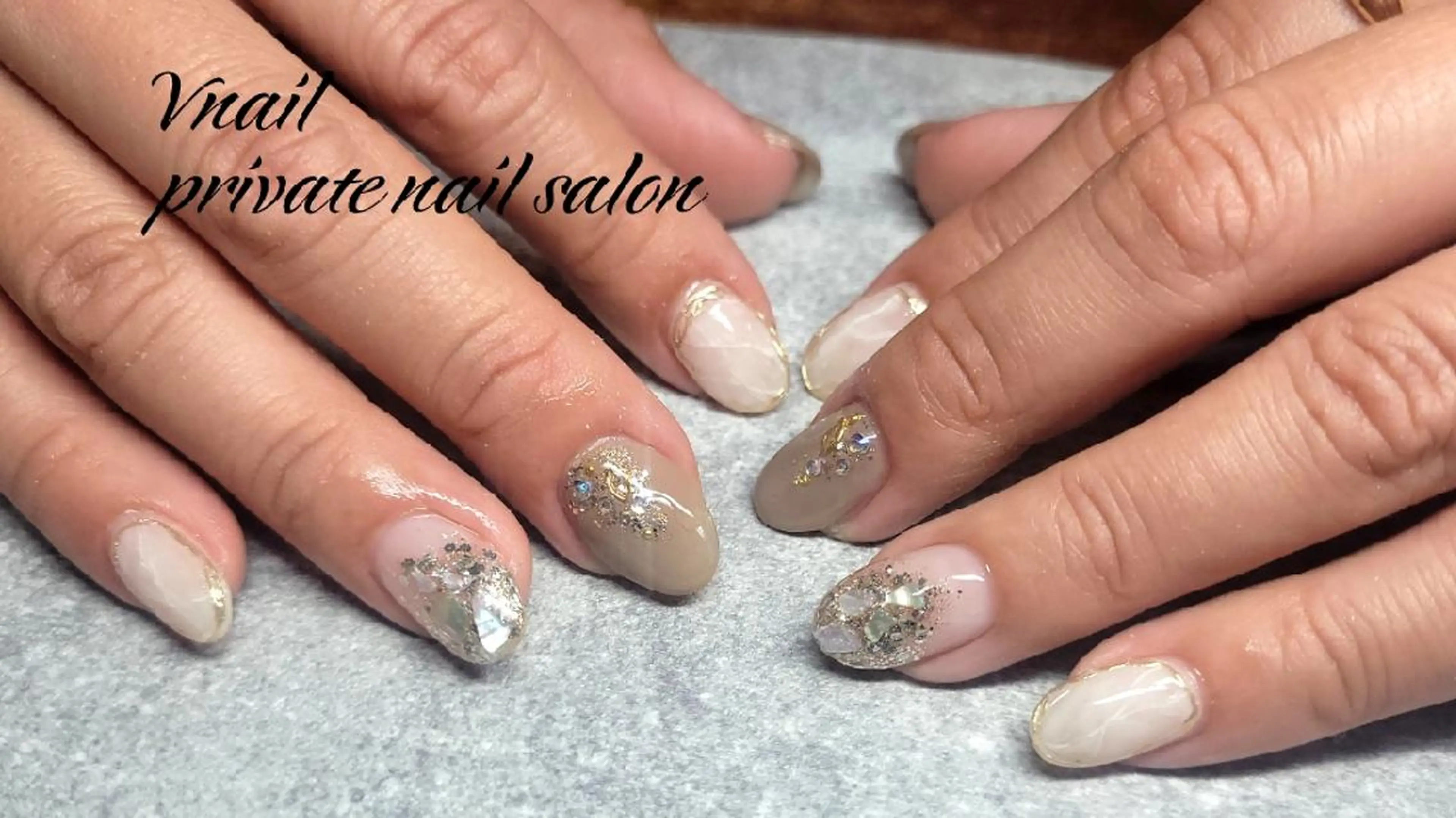 ネイル V. nailのネイルデザイン