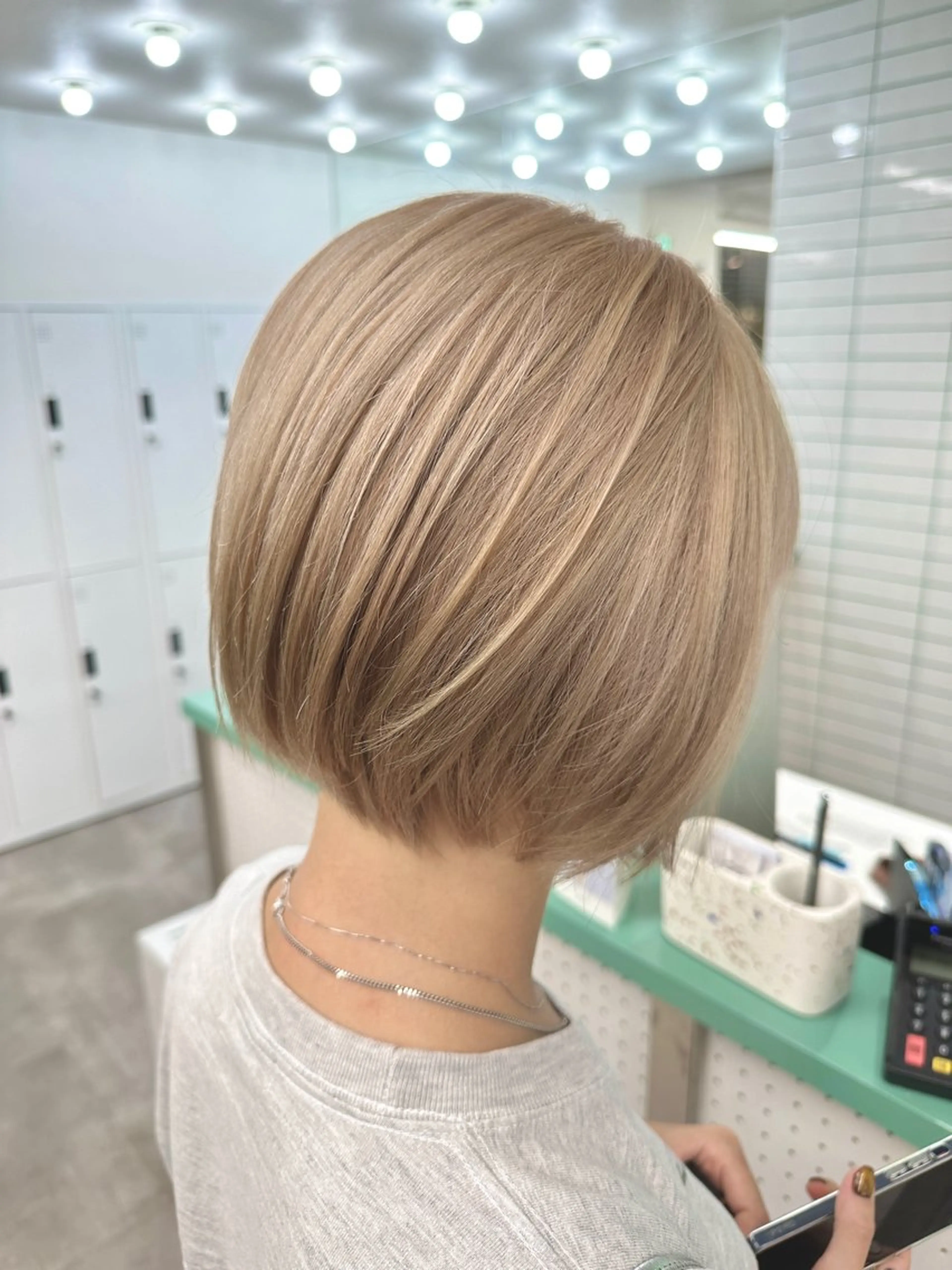 ショート カット ヘアカラー トリートメント 💚透明感カラー💚 ♻️本間♻️のヘアスタイル