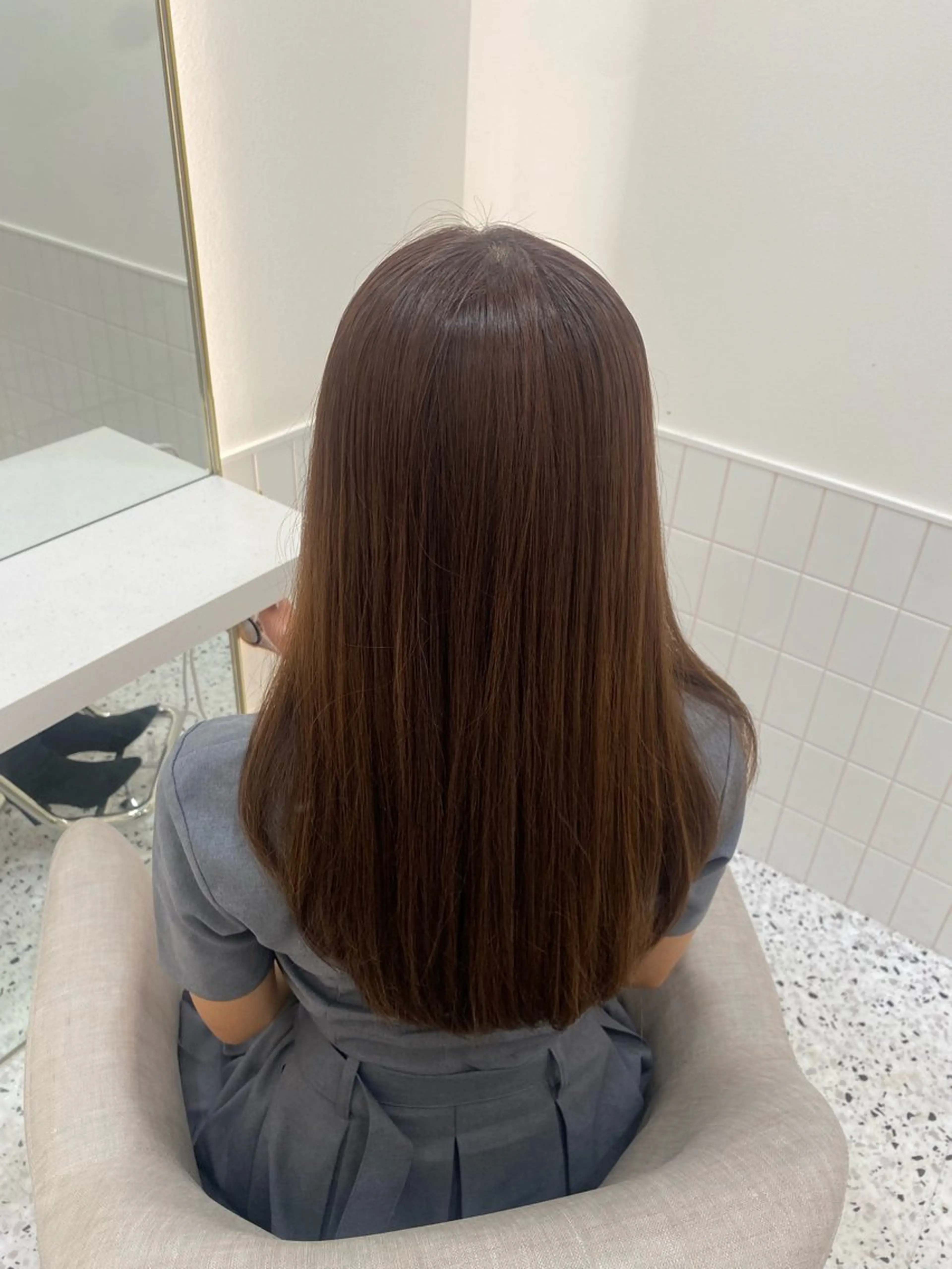 ロング カット ヘアカラー トリートメント 新田 妃那のヘアスタイル