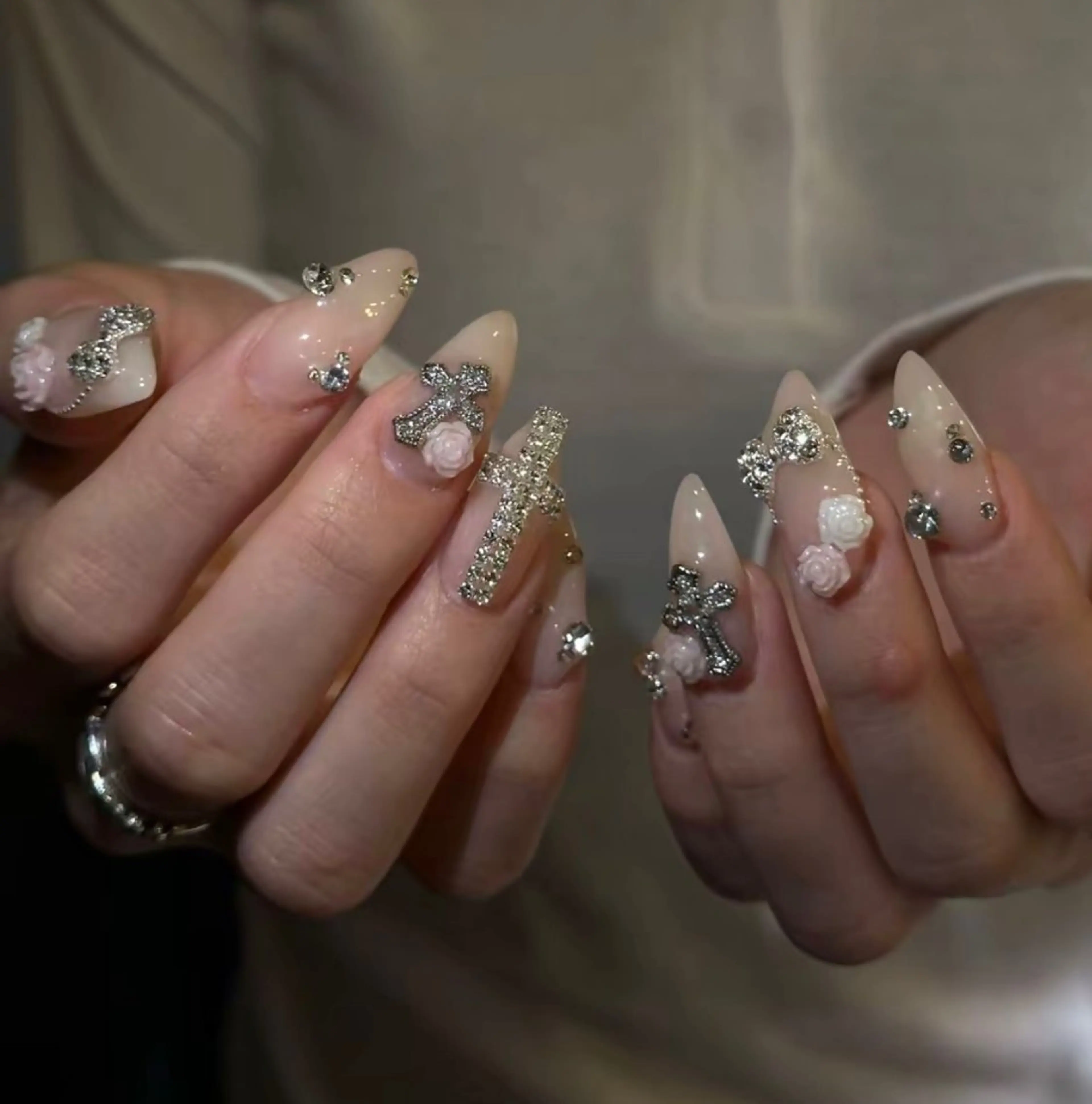 ネイル ハンドネイル NiJi Nailsのネイルデザイン