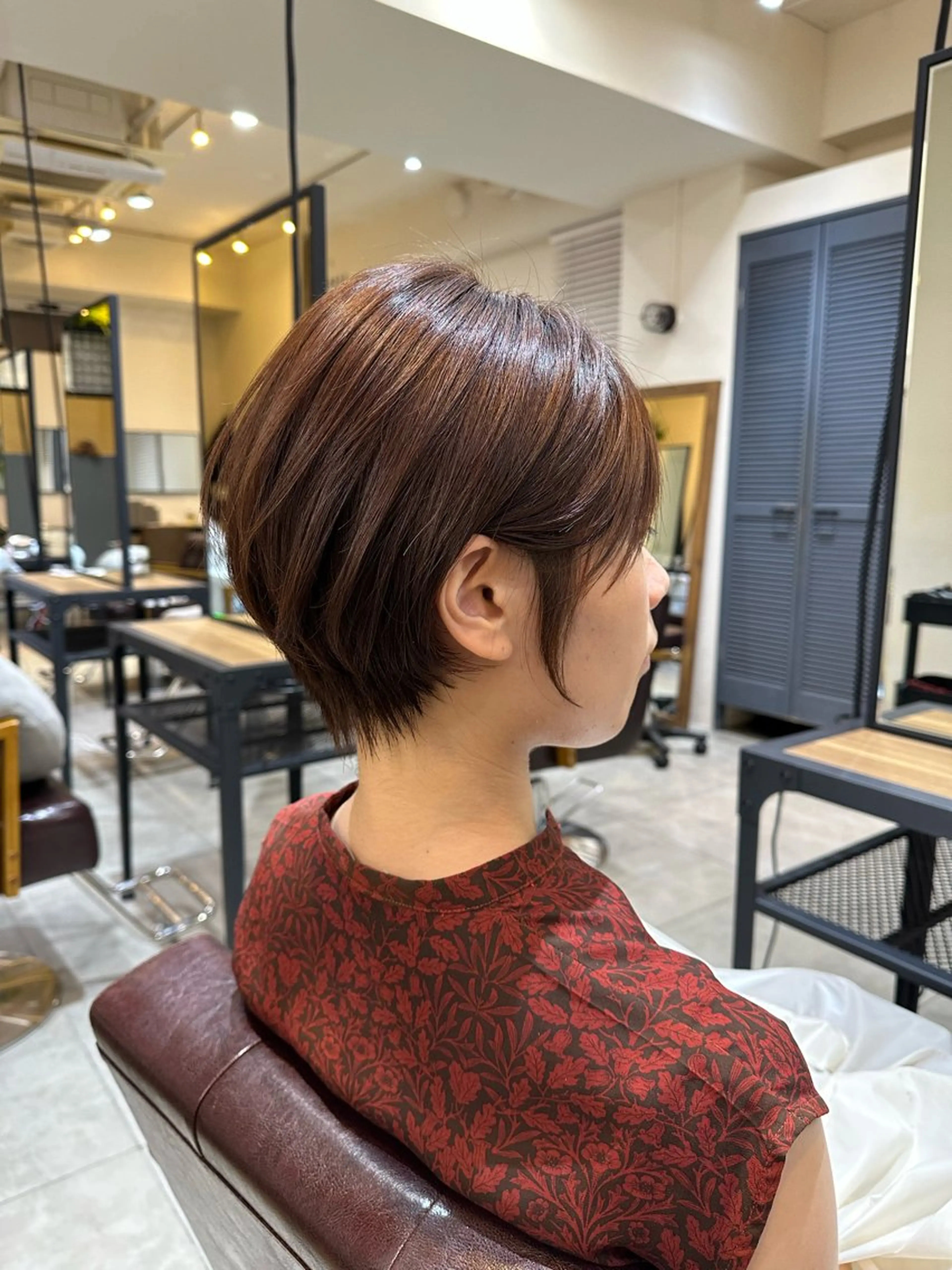 ショート カラー 無料カット/ ショート特化/表参道のヘアスタイル