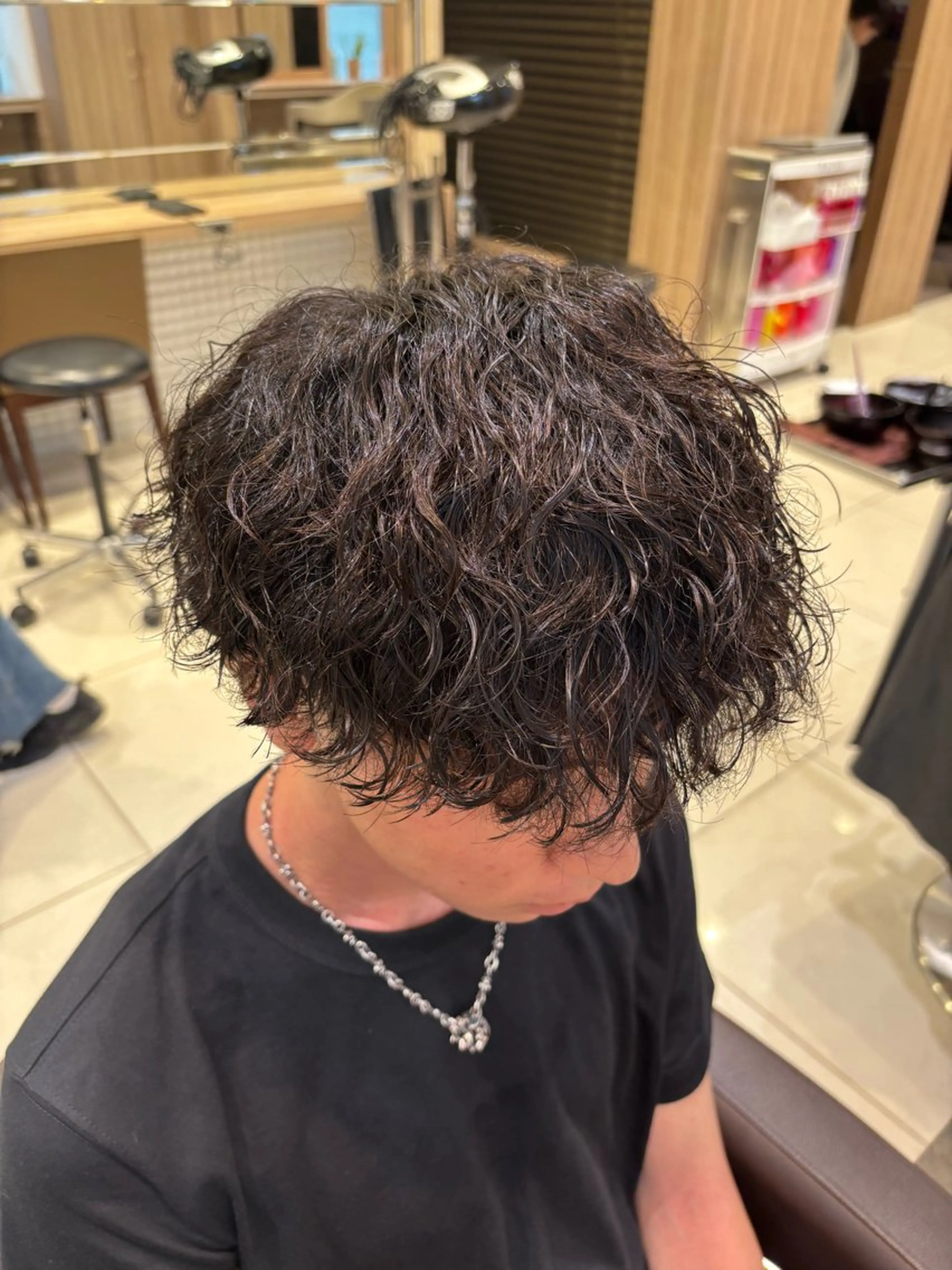 パーマ メンズ メンズパーマ 波巻きパーマ スパイラルパーマ カルマ・ニュアンス/ 縮毛/レイヤーaoiのヘアスタイル