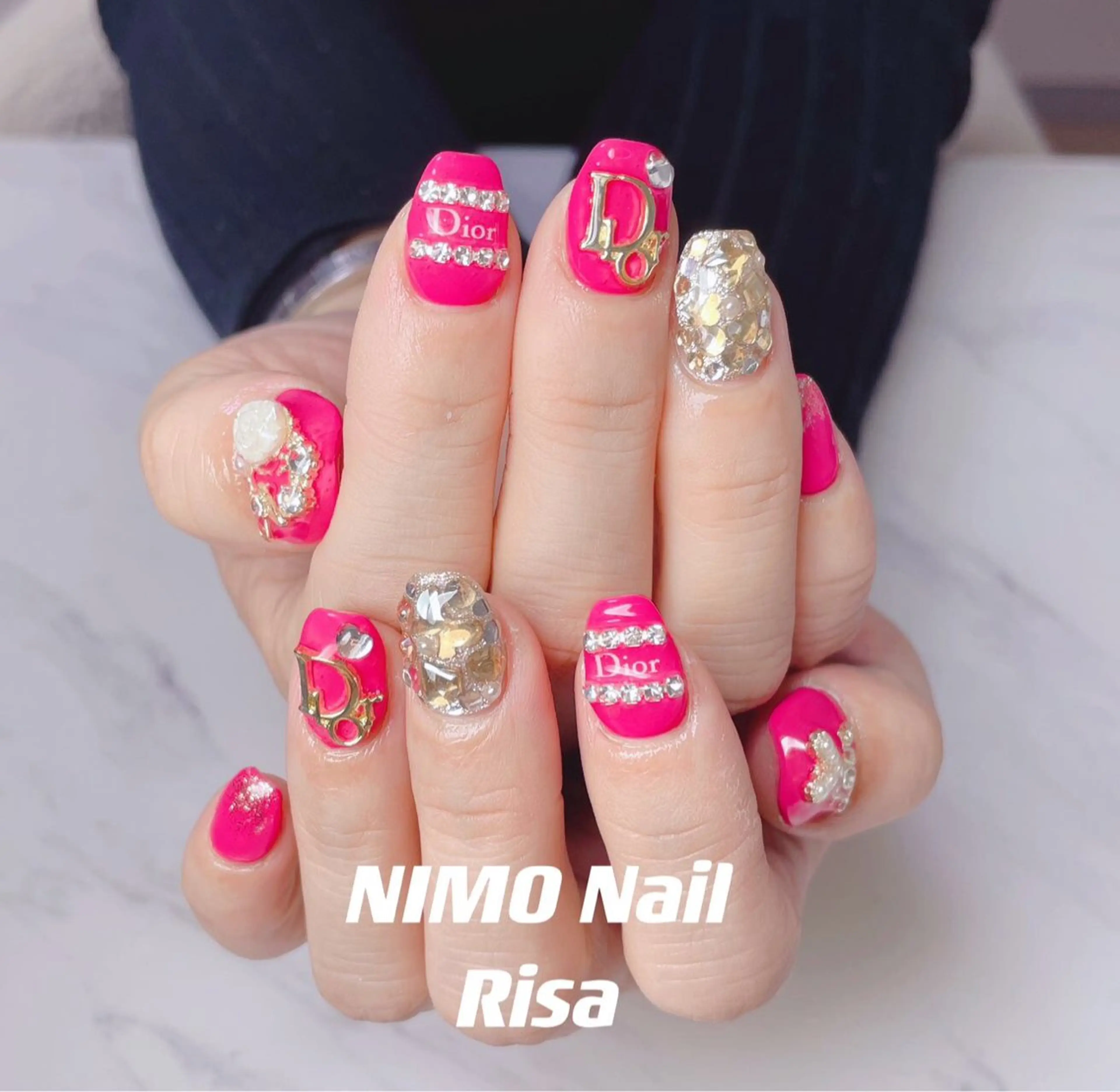 ネイル ゴージャス ハンドネイル RI SA☀️ リサのネイルデザイン