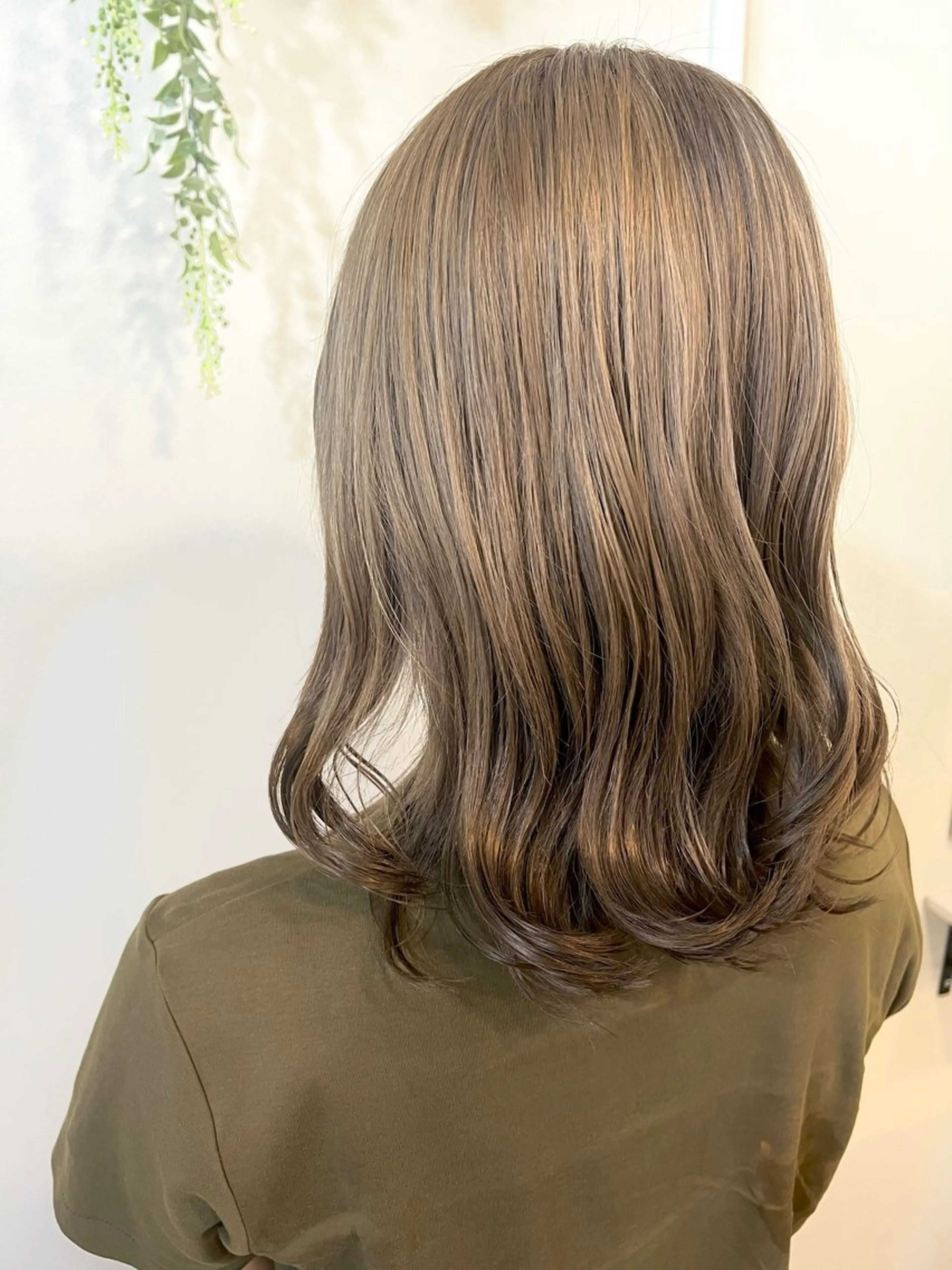 【ご新規様限定】1ブリーチ+1カラー゚・*:.。❁の写真