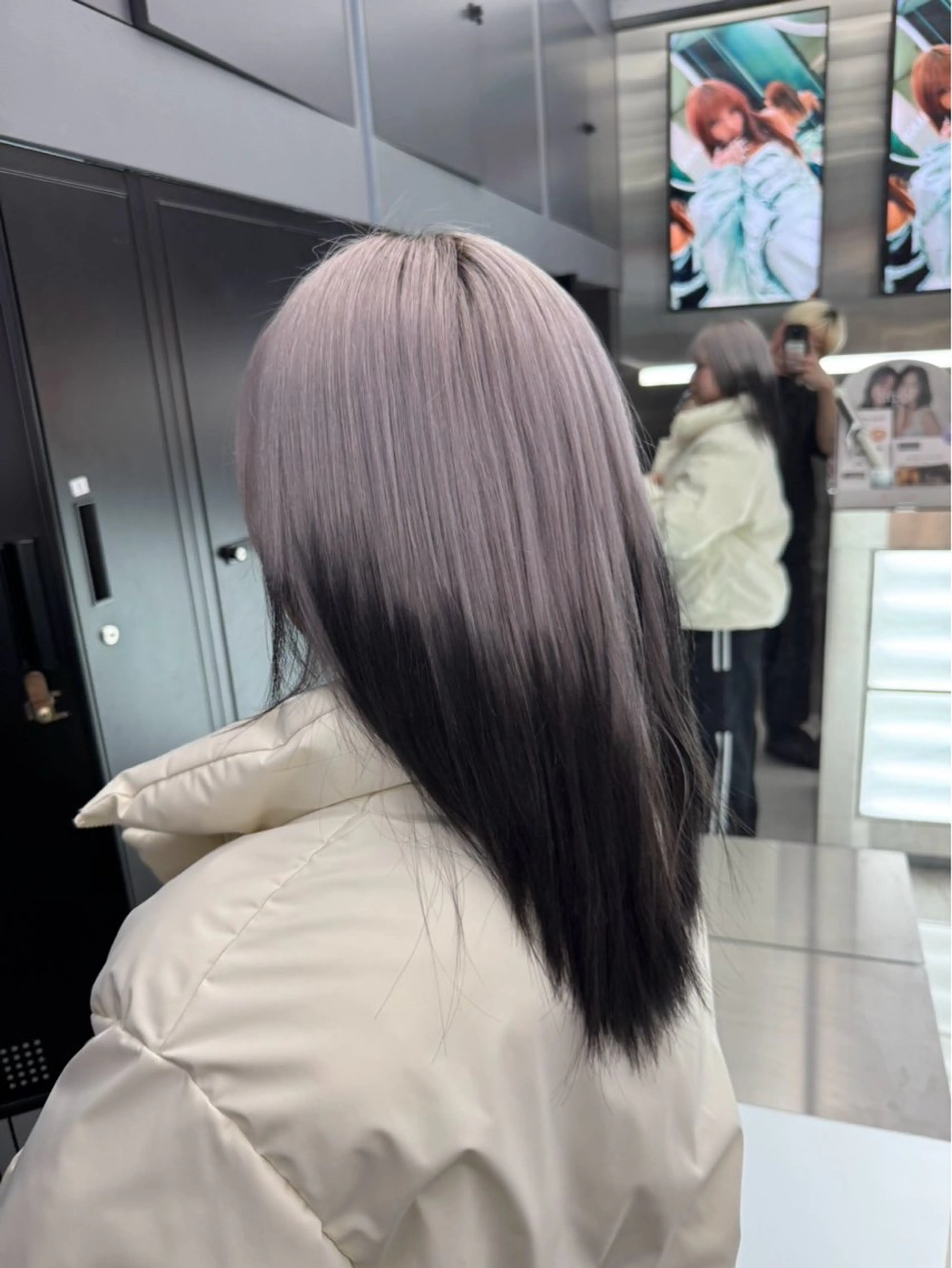 「⚜️10代 20代限定メニュー✨」リタッチブリーチ+デザインカラーの写真