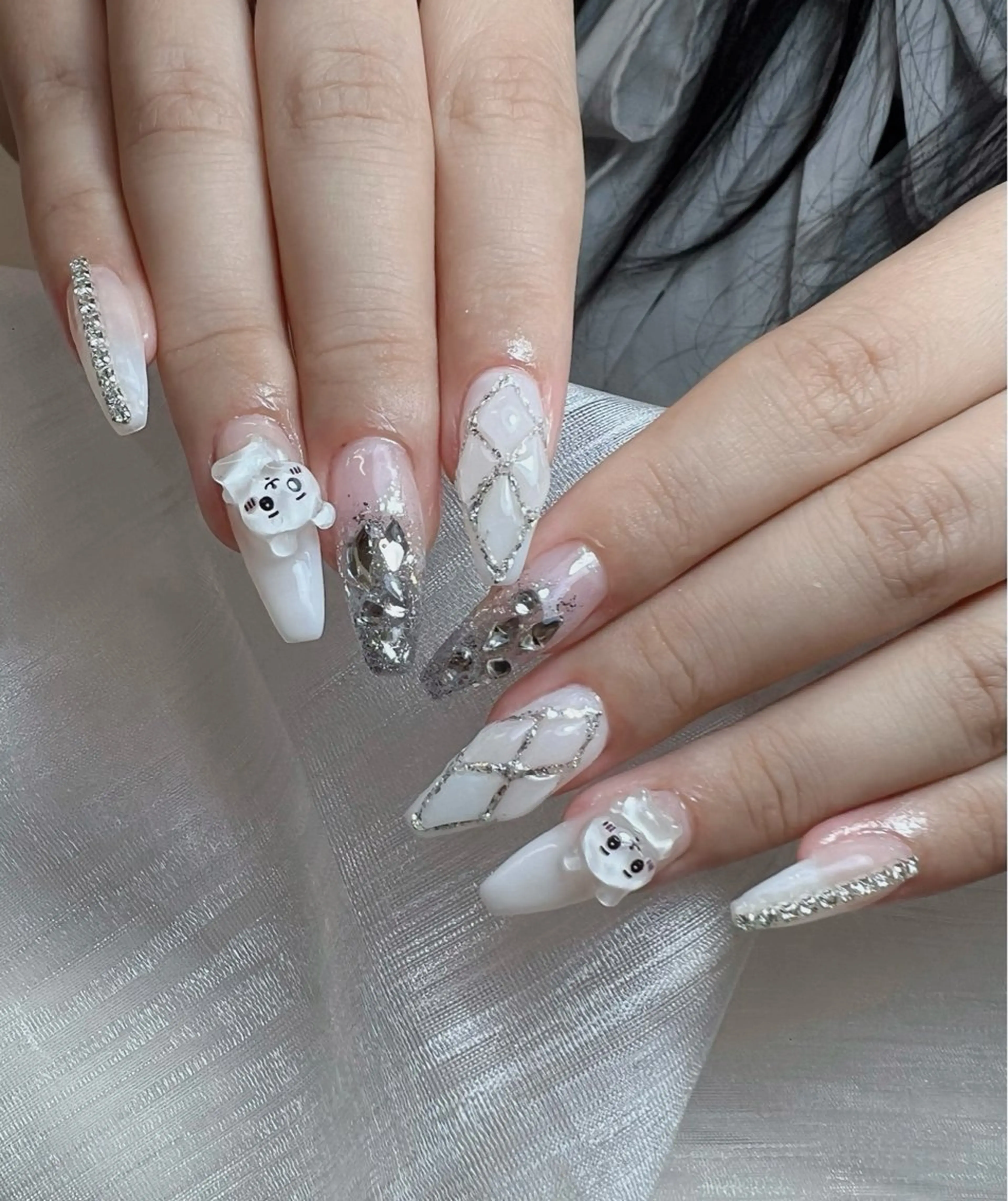 ネイル マグネットネイル ミラーネイル Lee Nailsのネイルデザイン