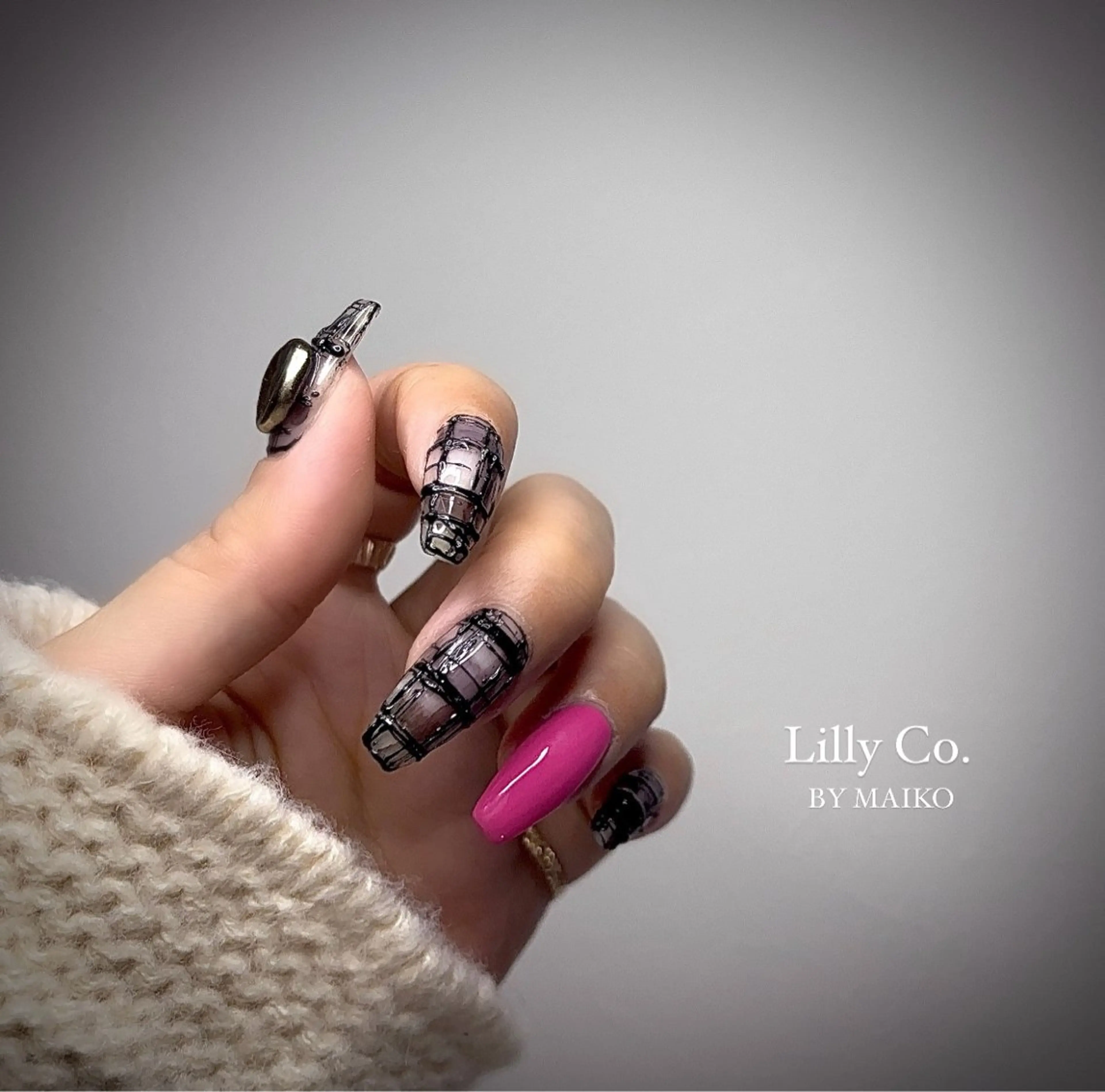 ネイル ハンドネイル ハンドケア Lilly Co.のネイルデザイン