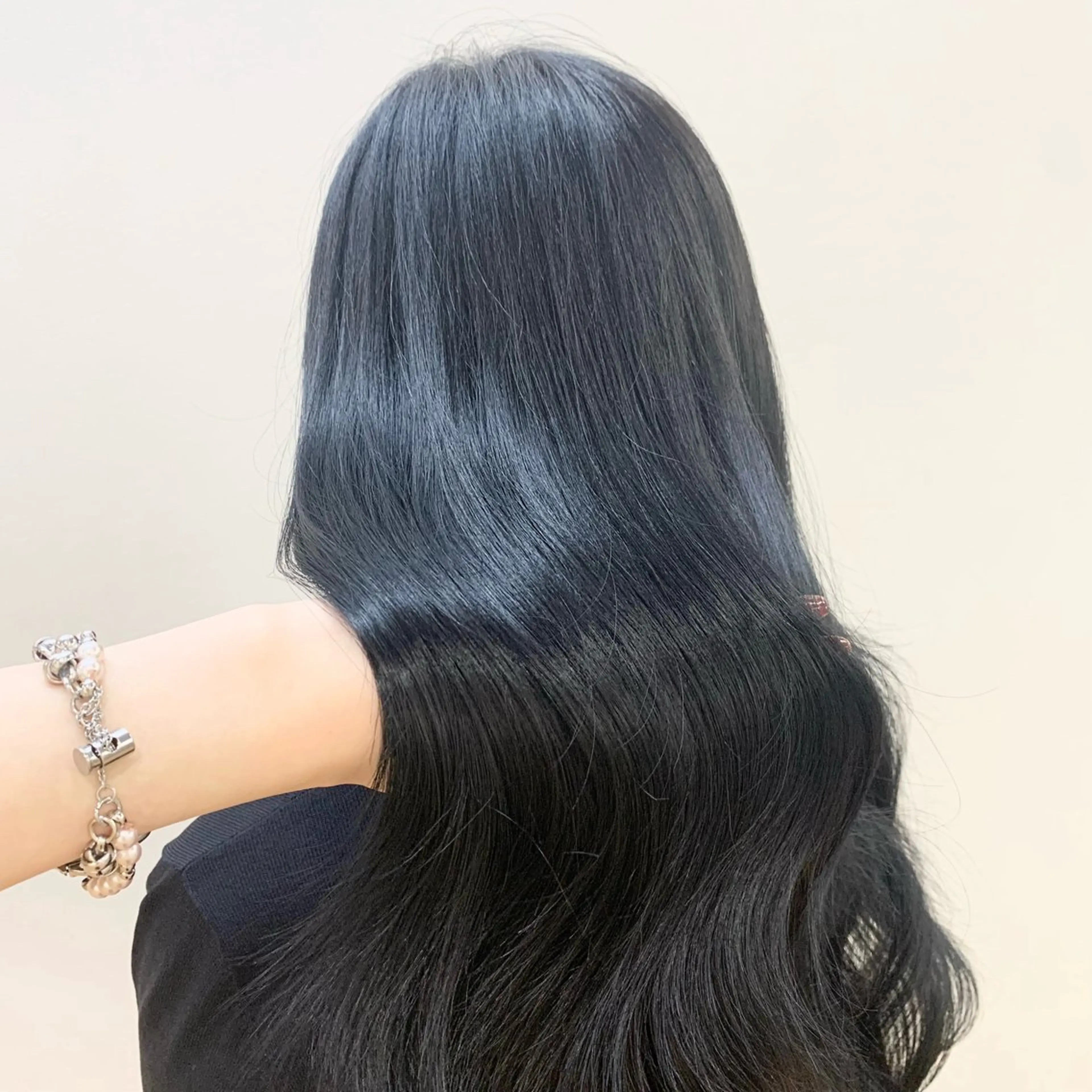 ロング カラー ヘアアレンジ キヨミ 韓国レイヤーカットのヘアスタイル