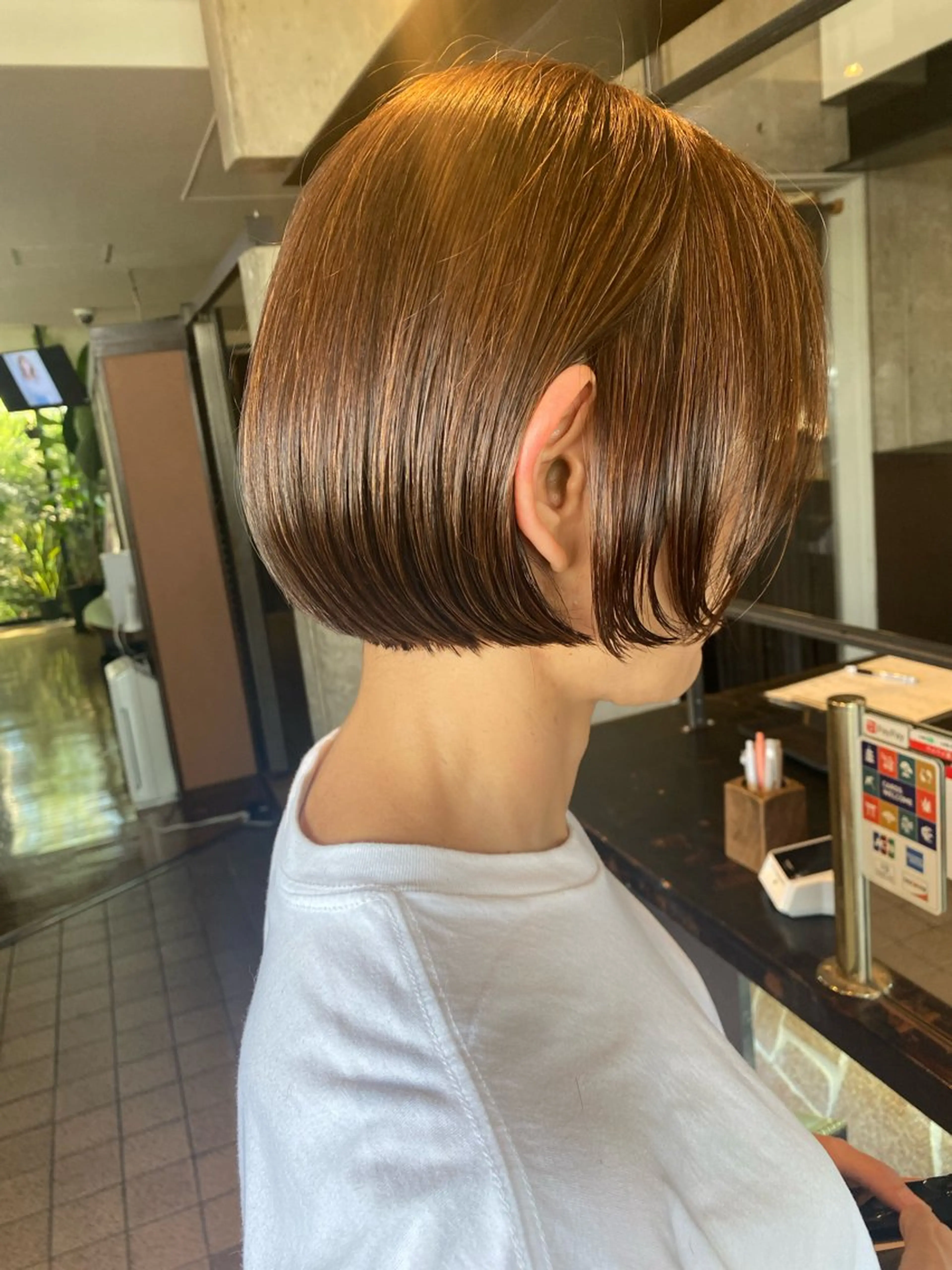 ショート ラピスキーズ 寺本のヘアスタイル