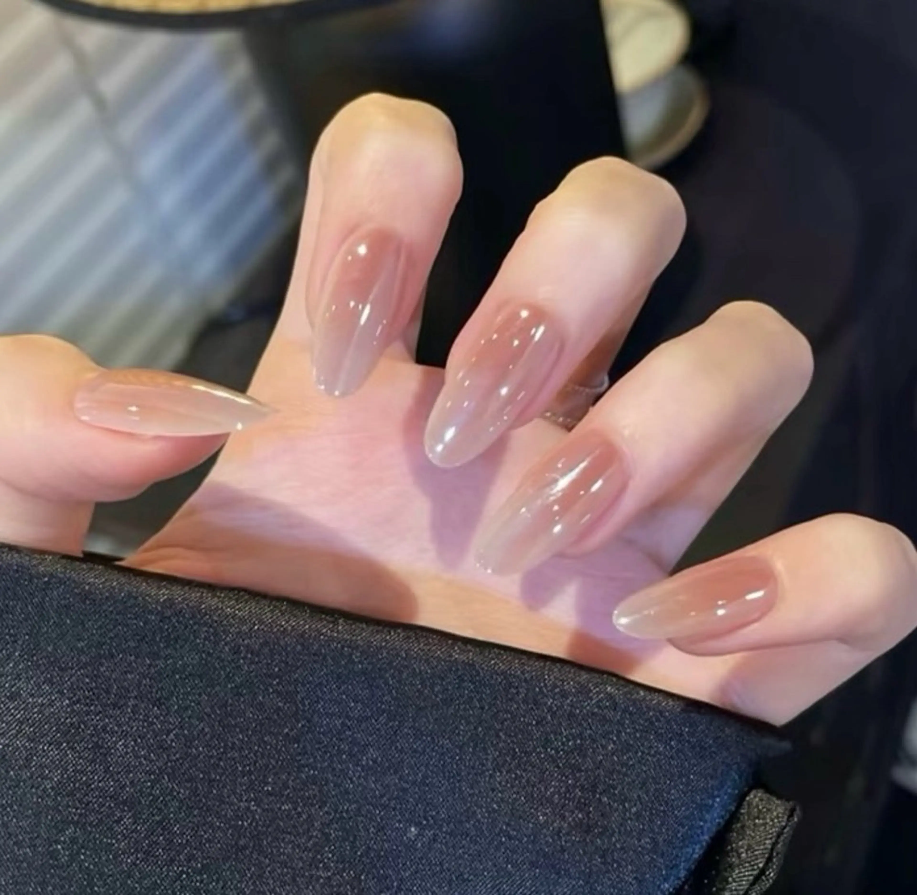 ネイル チークネイル 長さ出し フラワーネイル フレンチネイル ガーリー SunNail池袋駅 ワンホンネイルのネイルデザイン