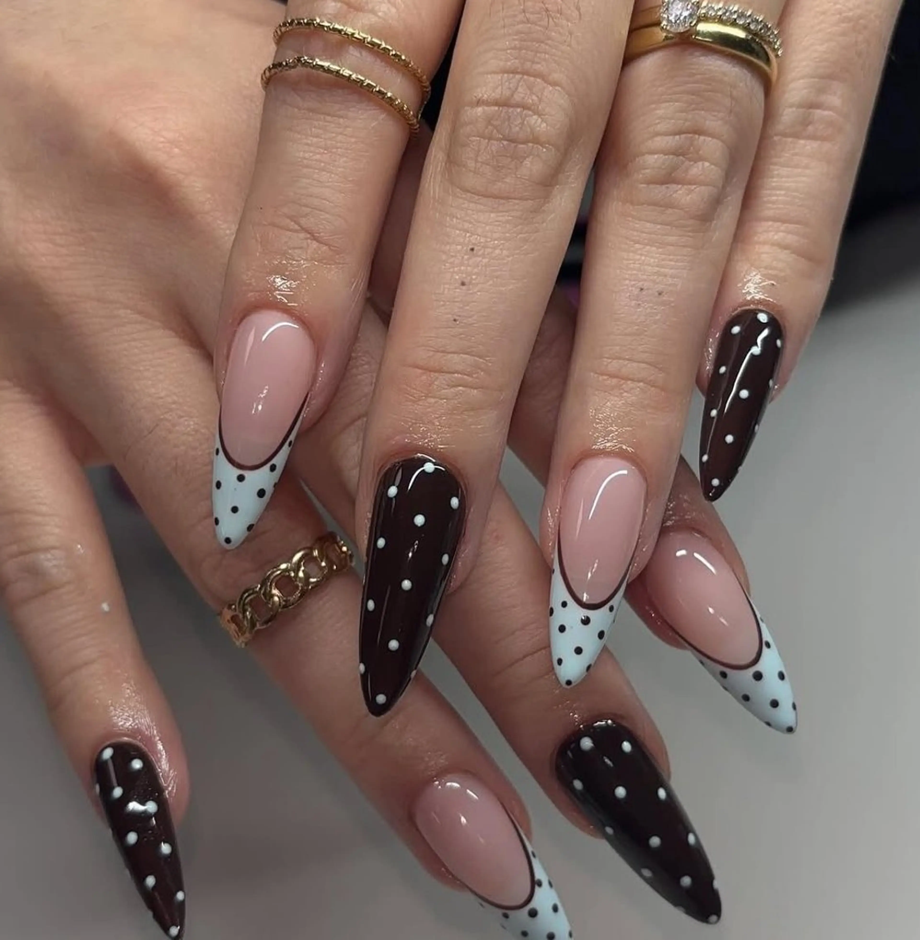 ネイル アートネイル フラワーネイル フレンチネイル ジェルネイル グラデーション ハンドネイル Ryunail所属・Ryu Nail NekoChanのネイルデザイン