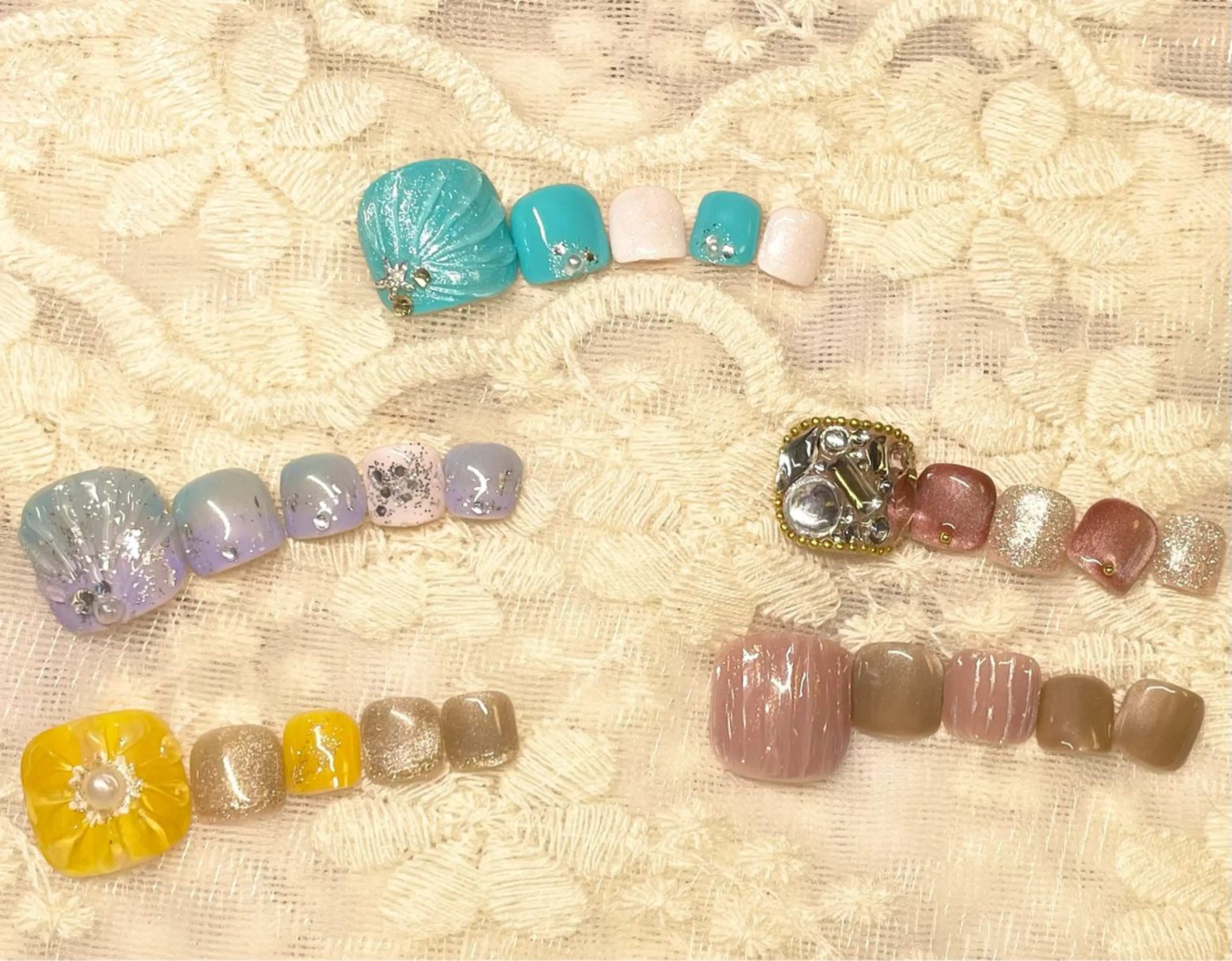 ネイル 藤島 咲良のネイルデザイン