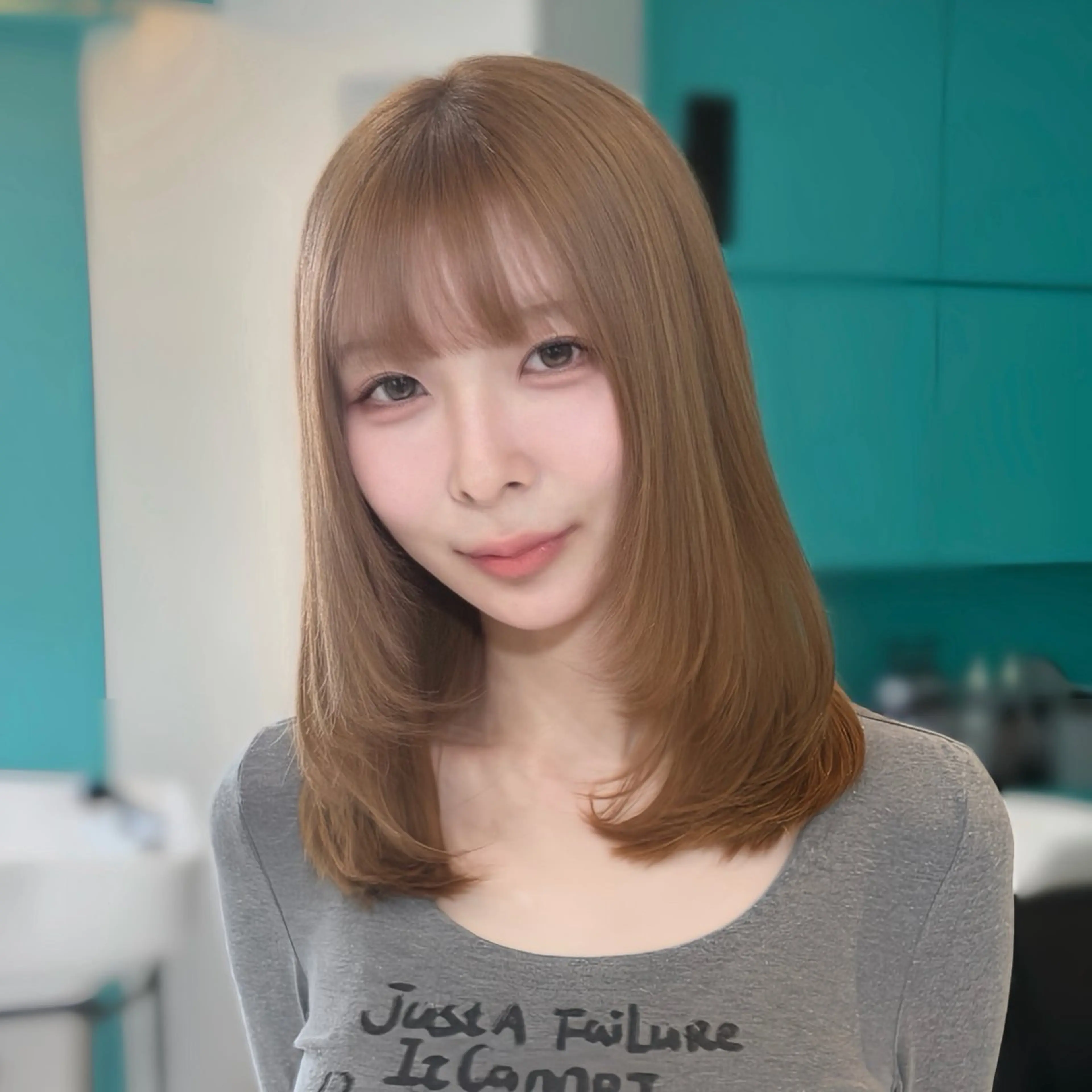 ミディアム カラー ベージュカラー ミルクティーベージュ ヘアカラー デザインカラー/ ボブ/Natsukiのヘアスタイル