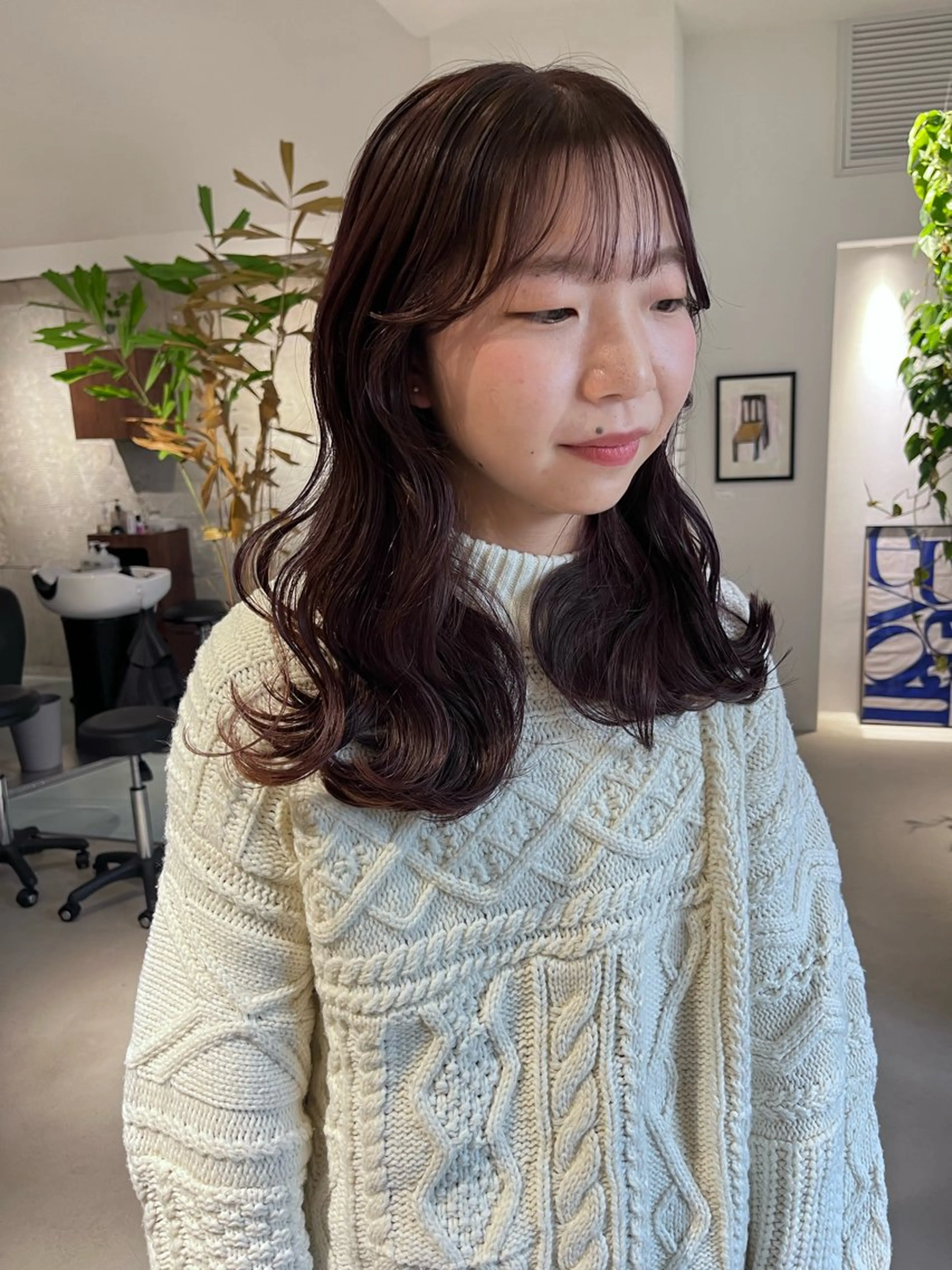 ロング Yui⭐️ 透け感カラーのヘアスタイル