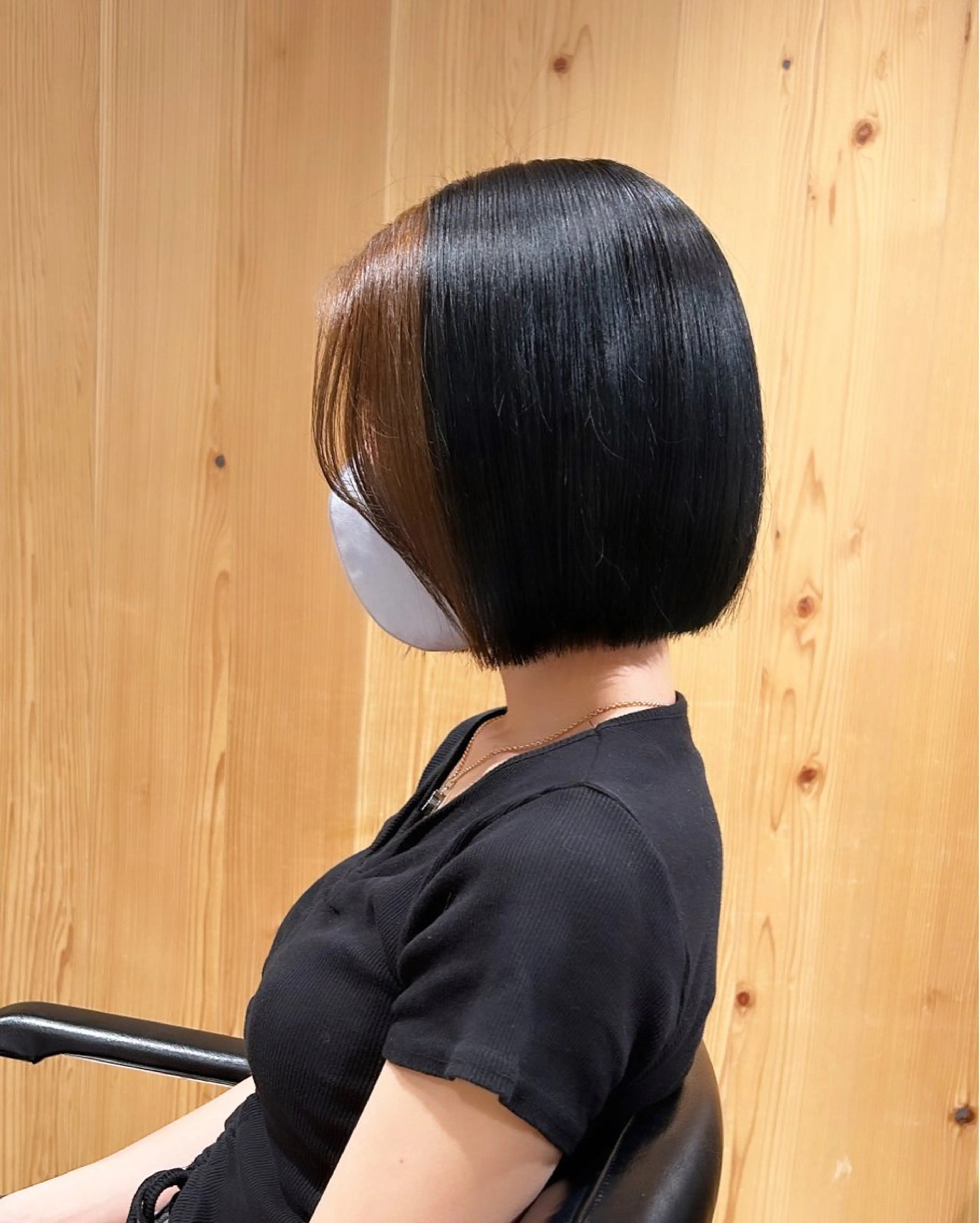 ショート カラー ミストバング ブリーチ  フェイスフレーミング ボブ カット ヘアカラー トリートメント ヘッドスパ スキバサミを使わない カット🌼唯🌼のヘアスタイル