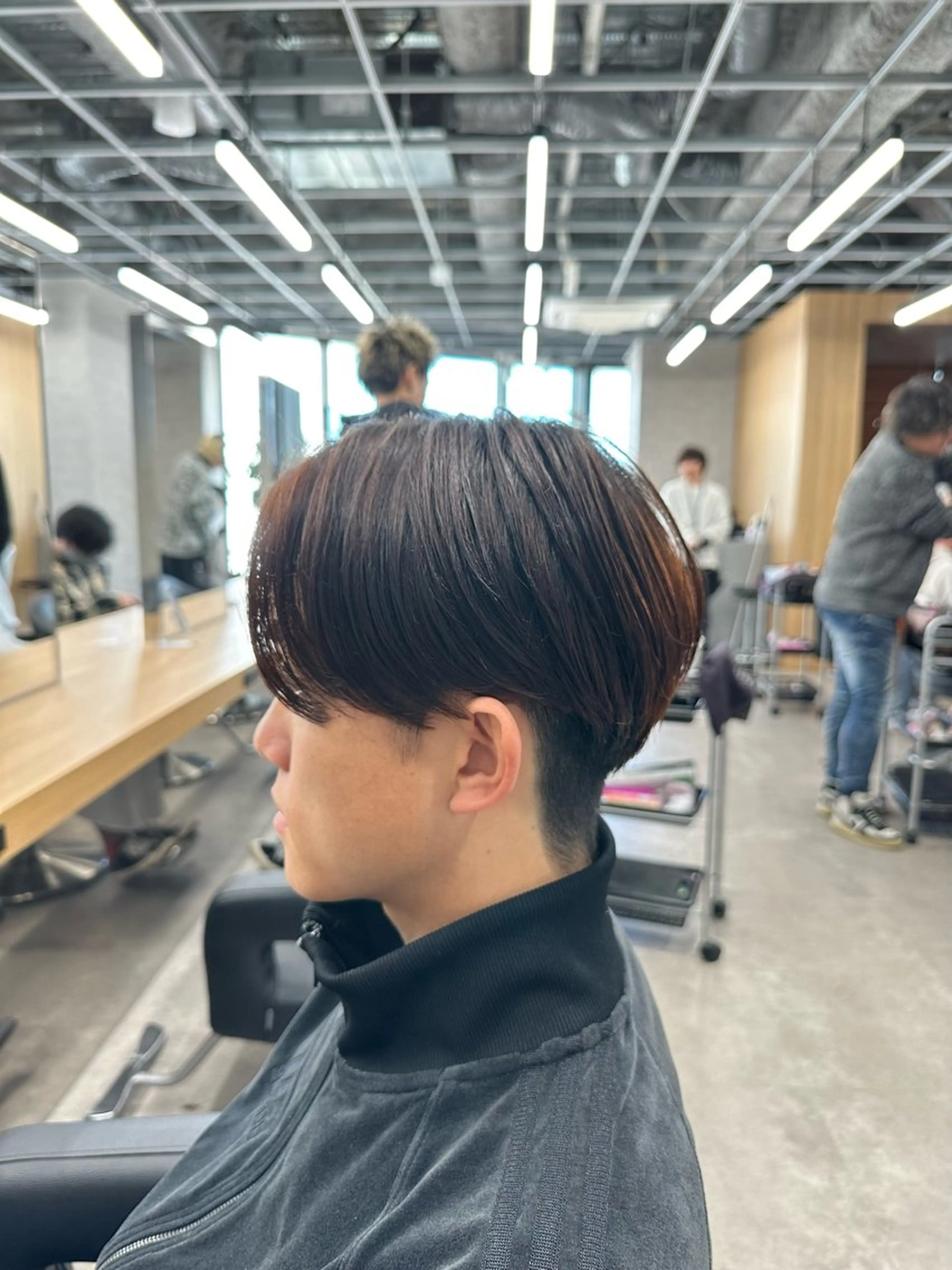 ショート メンズ センターパート 髪質改善 トリートメント FM渋谷所属・【パーマ率90%】 サエキカズマのヘアスタイル
