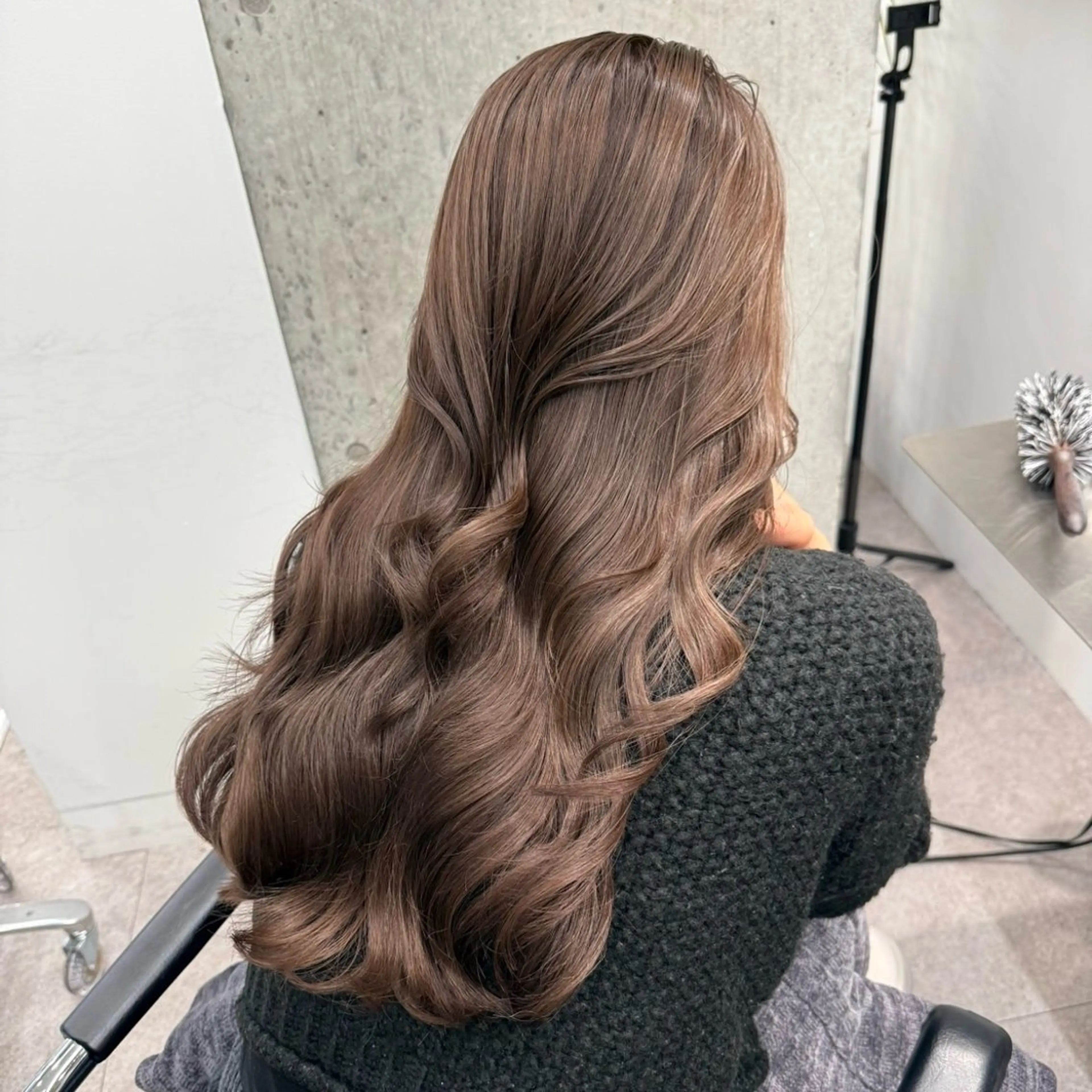 ロング カラー ヘアアレンジ 望月 菜央のヘアスタイル
