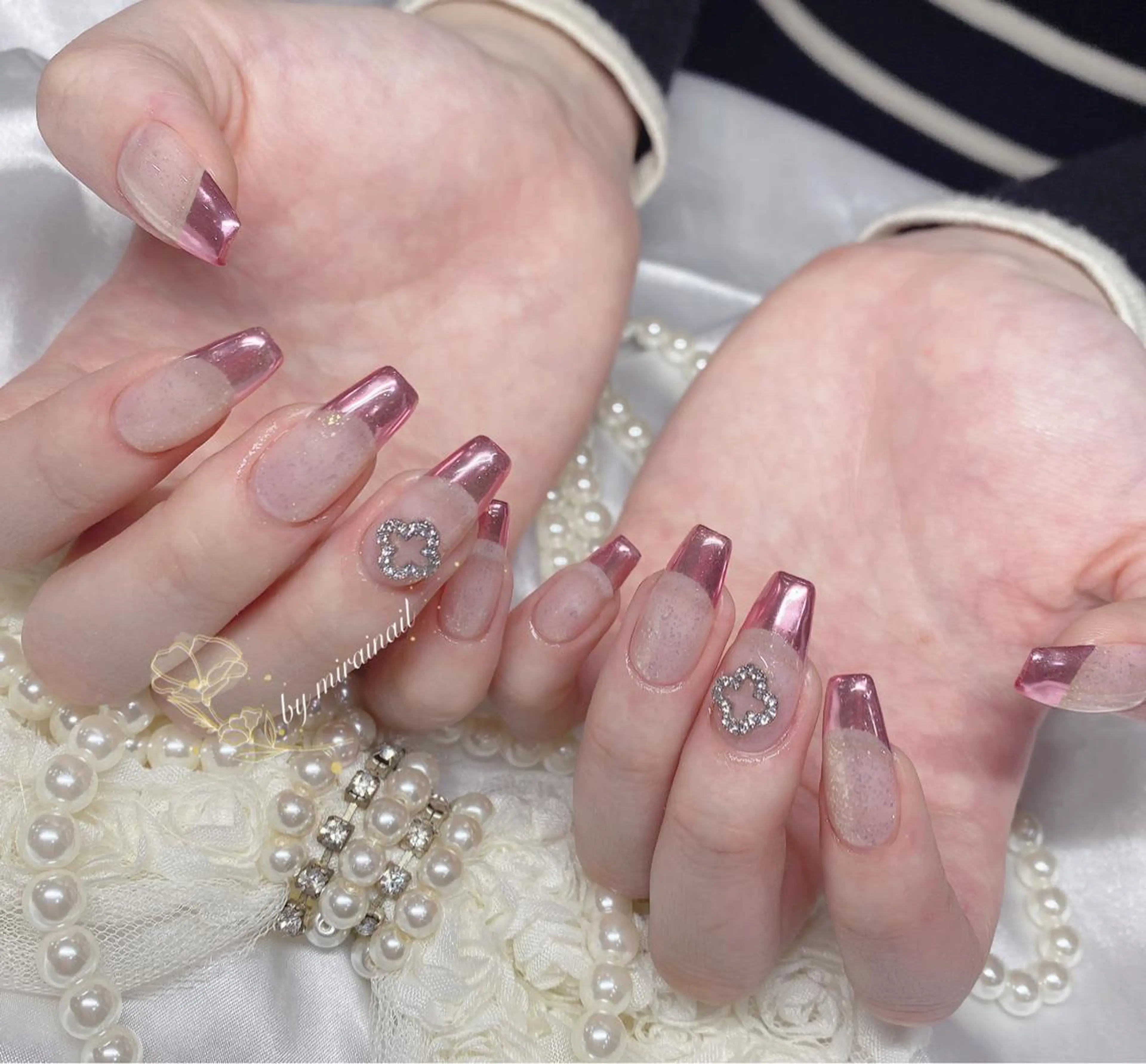 ネイル ネイルサロン 9Carats神田のネイルデザイン