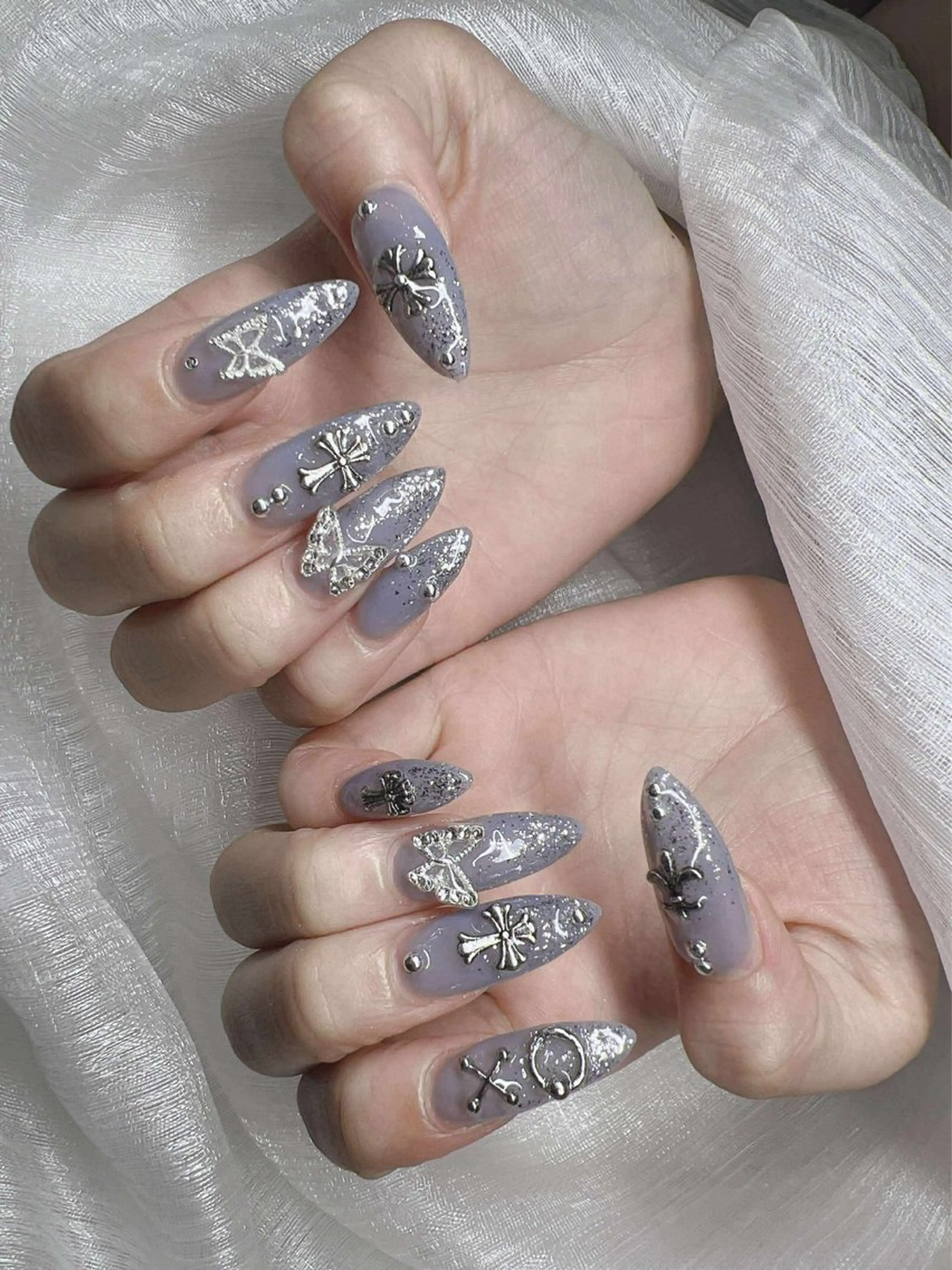 ネイル 長さ出し グラデーション 卒業式 キラキラネイル マグネットネイル ハンドネイル Lee Nailsのネイルデザイン