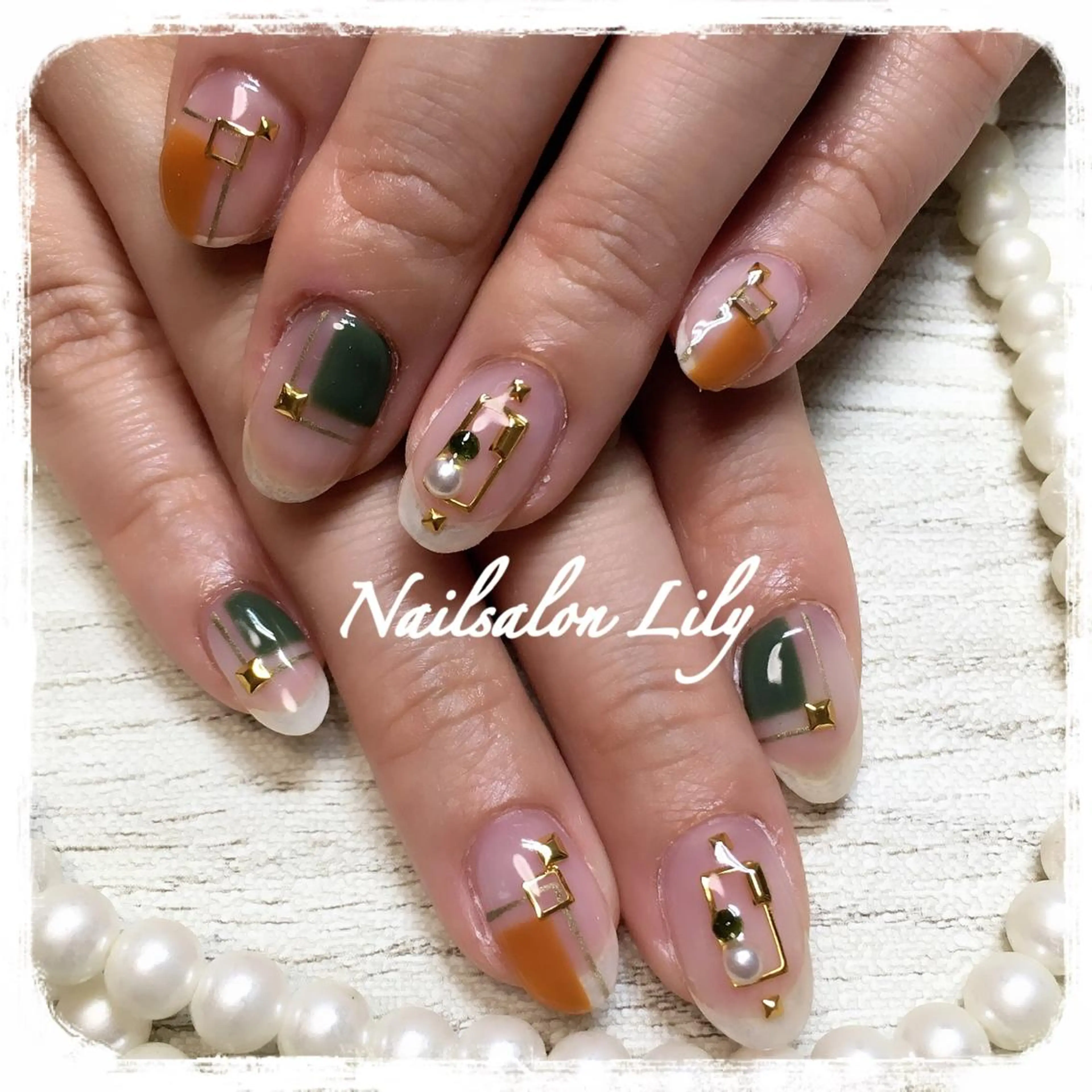 ネイル ハンドネイル Lily*nail 🌻Mii🌻のネイルデザイン