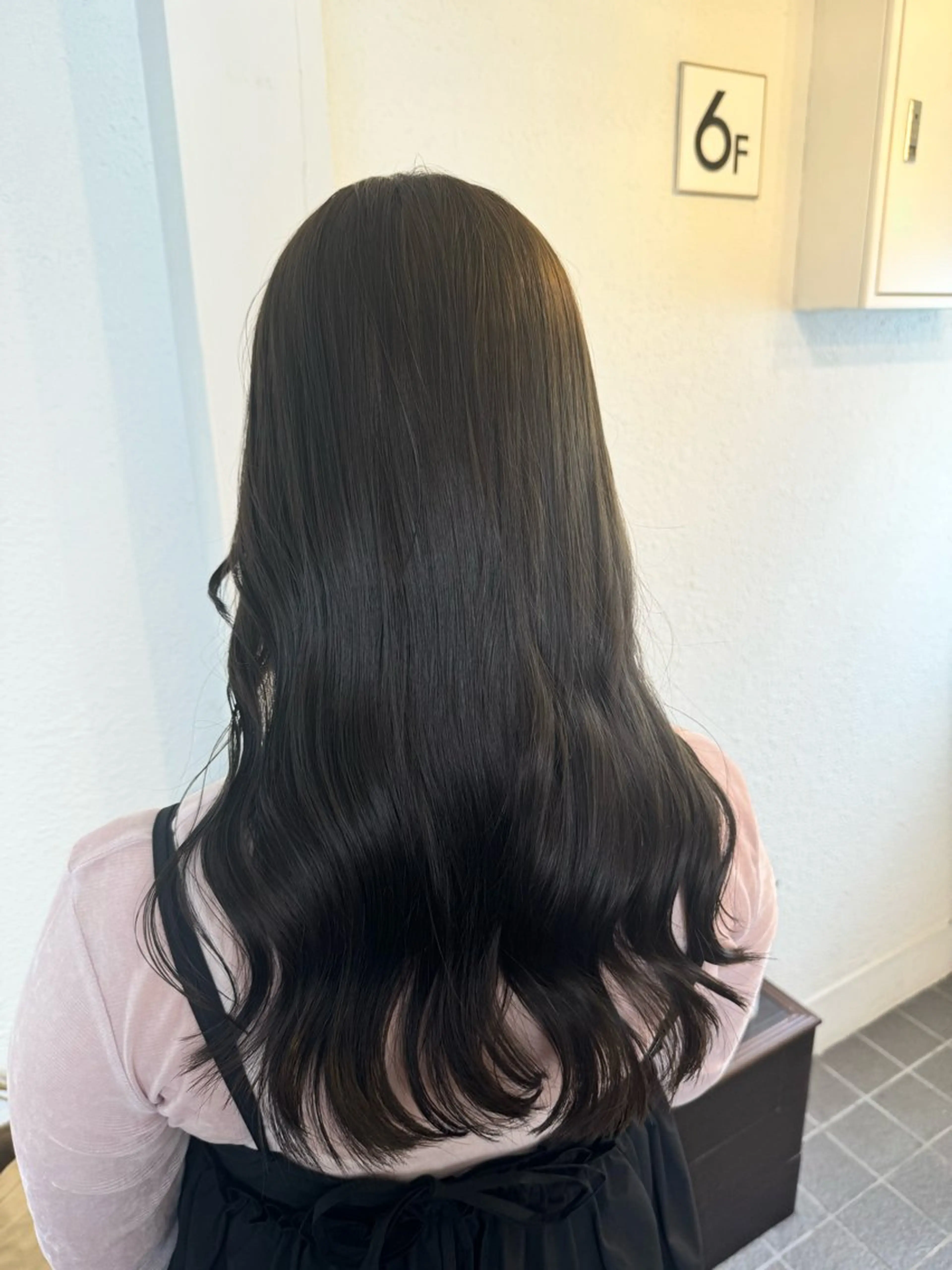 ロング ヘアカラー トリートメント 難波 茜のヘアスタイル