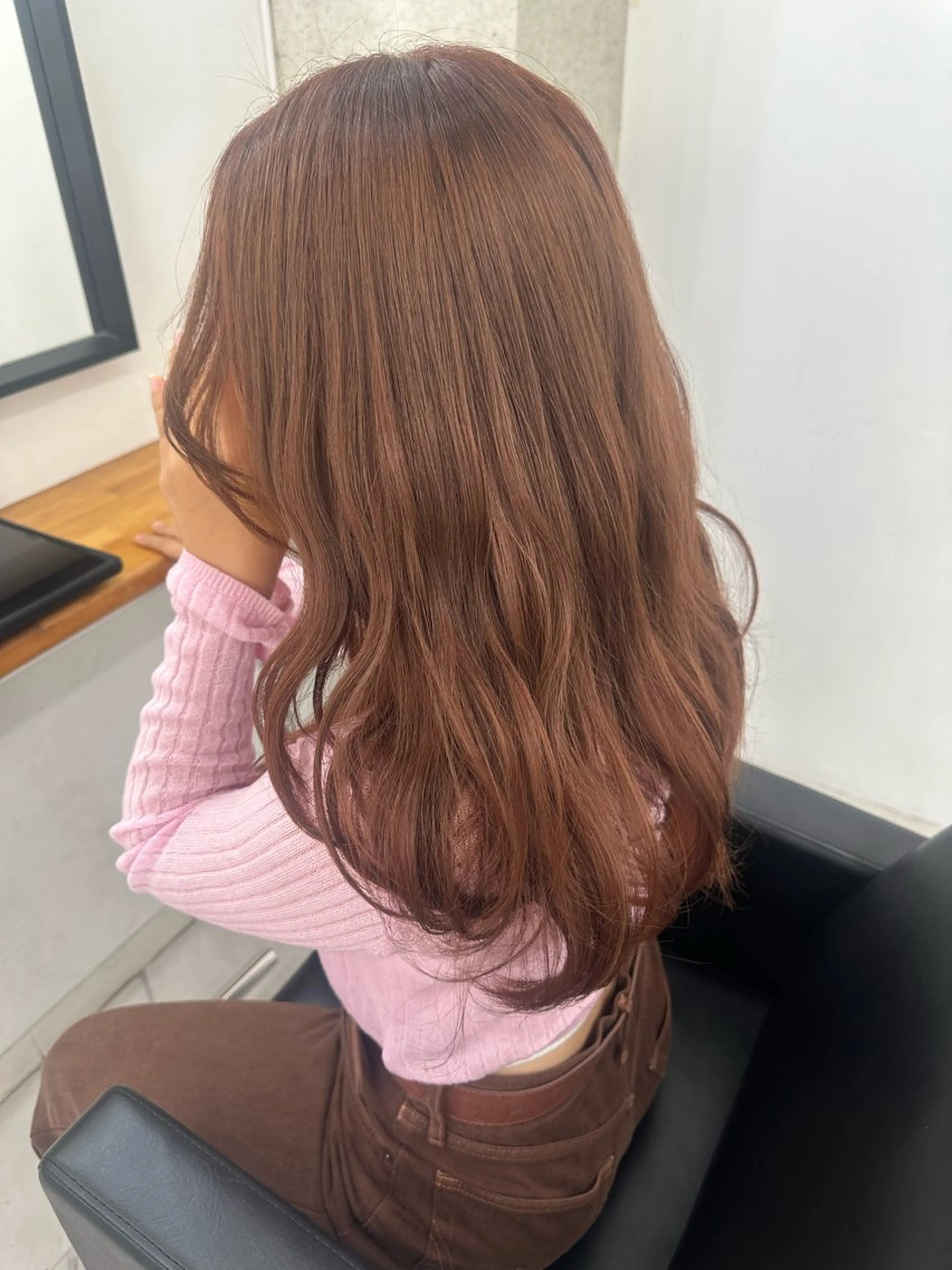 ロング カラー ブリーチ ブラウンカラー オレンジ オレンジブラウン オレンジピンク ヘアカラー GiseL博多 HiROEのヘアスタイル