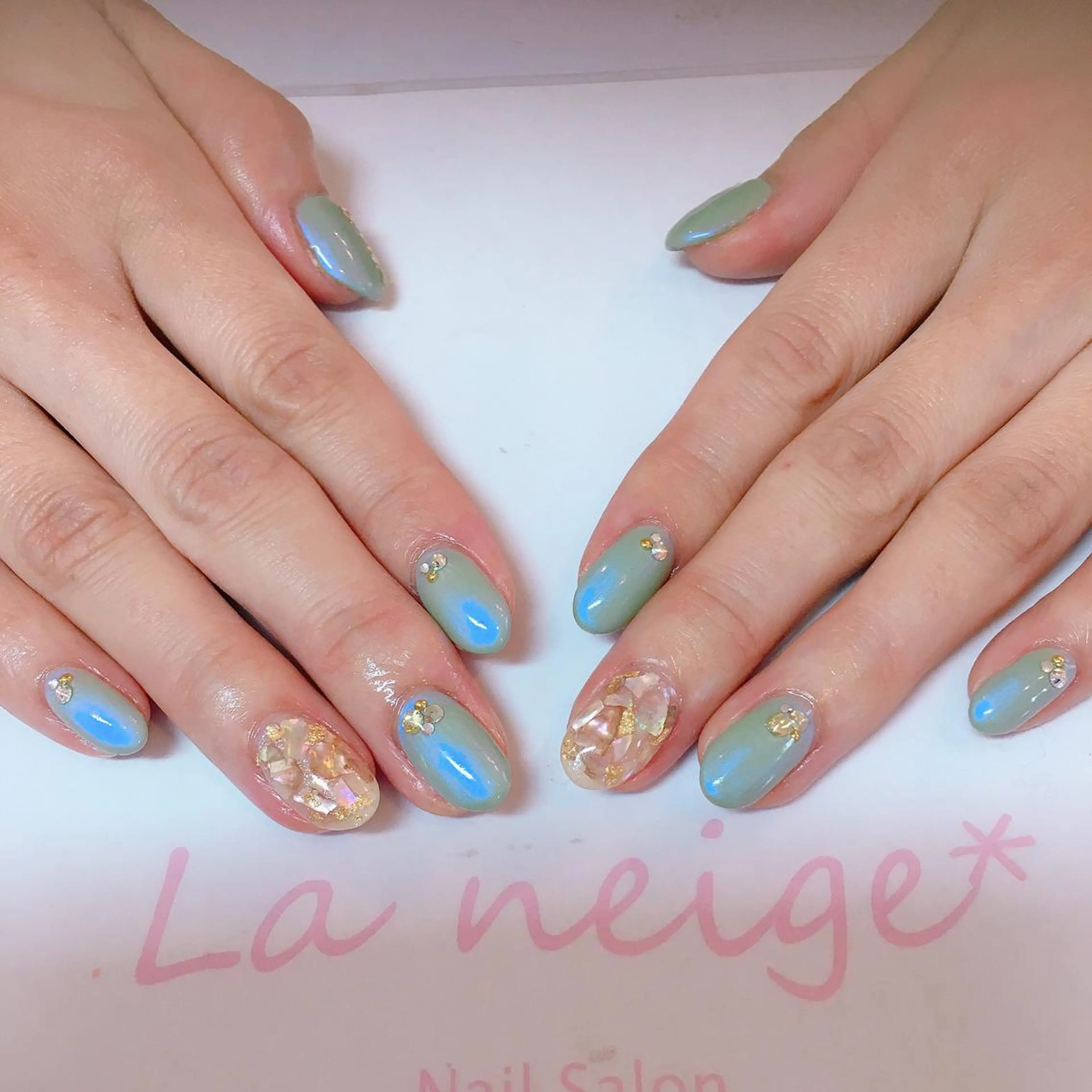 ネイル La neige* yuki 🐩🌙のネイルデザイン