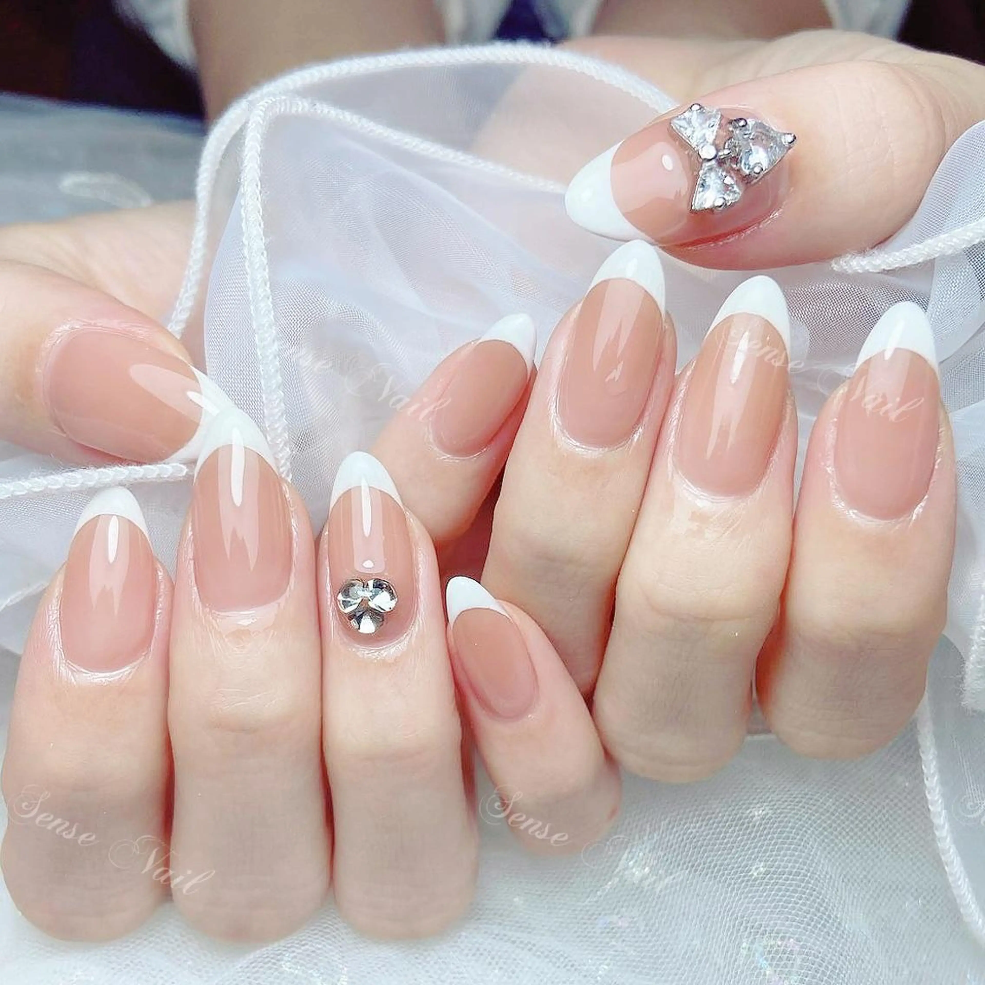 ネイル Queening 🦋のネイルデザイン