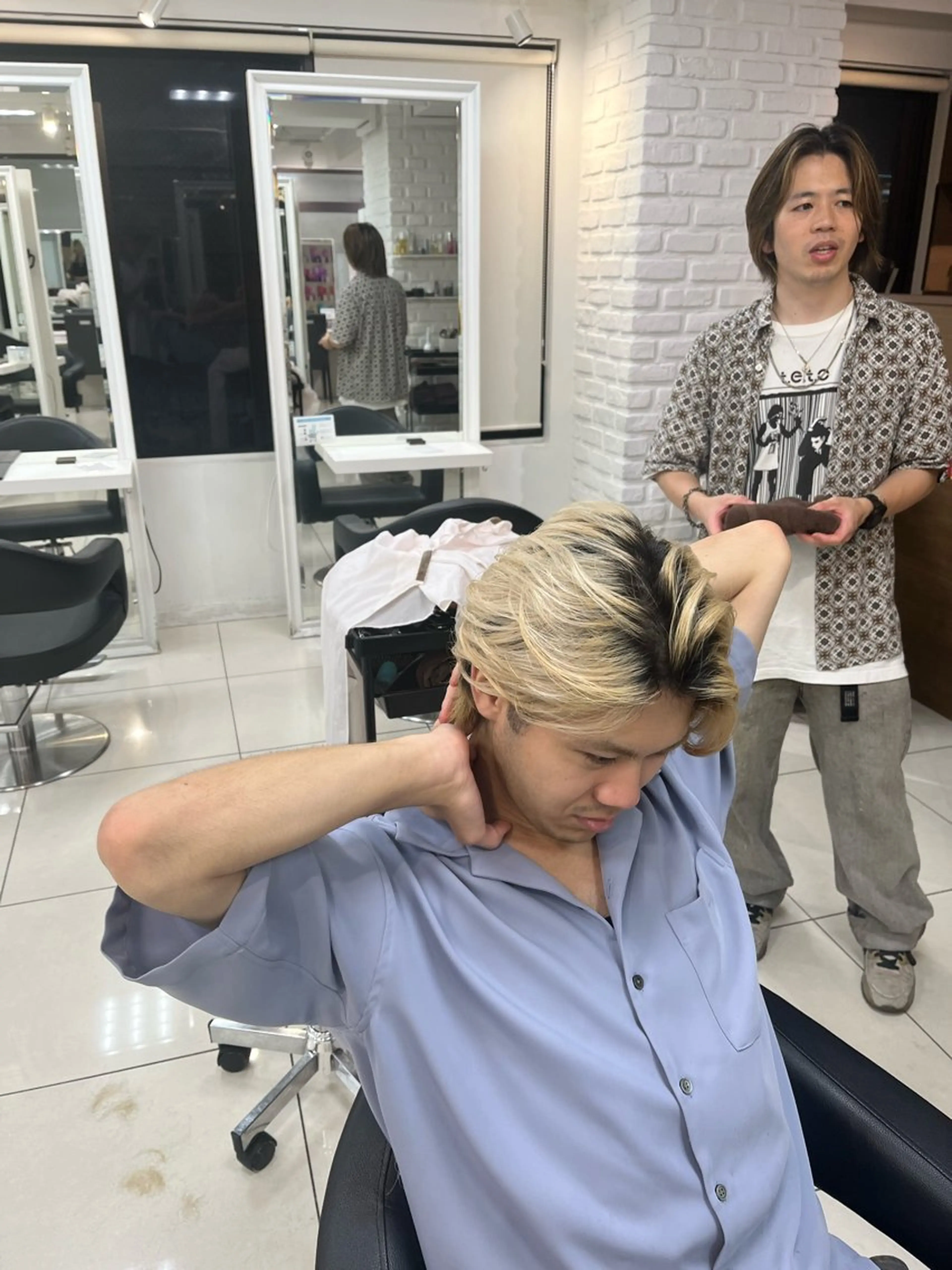 ミディアム カラー パーマ メンズ 【シャドウパーマ センターパート】義心のヘアスタイル