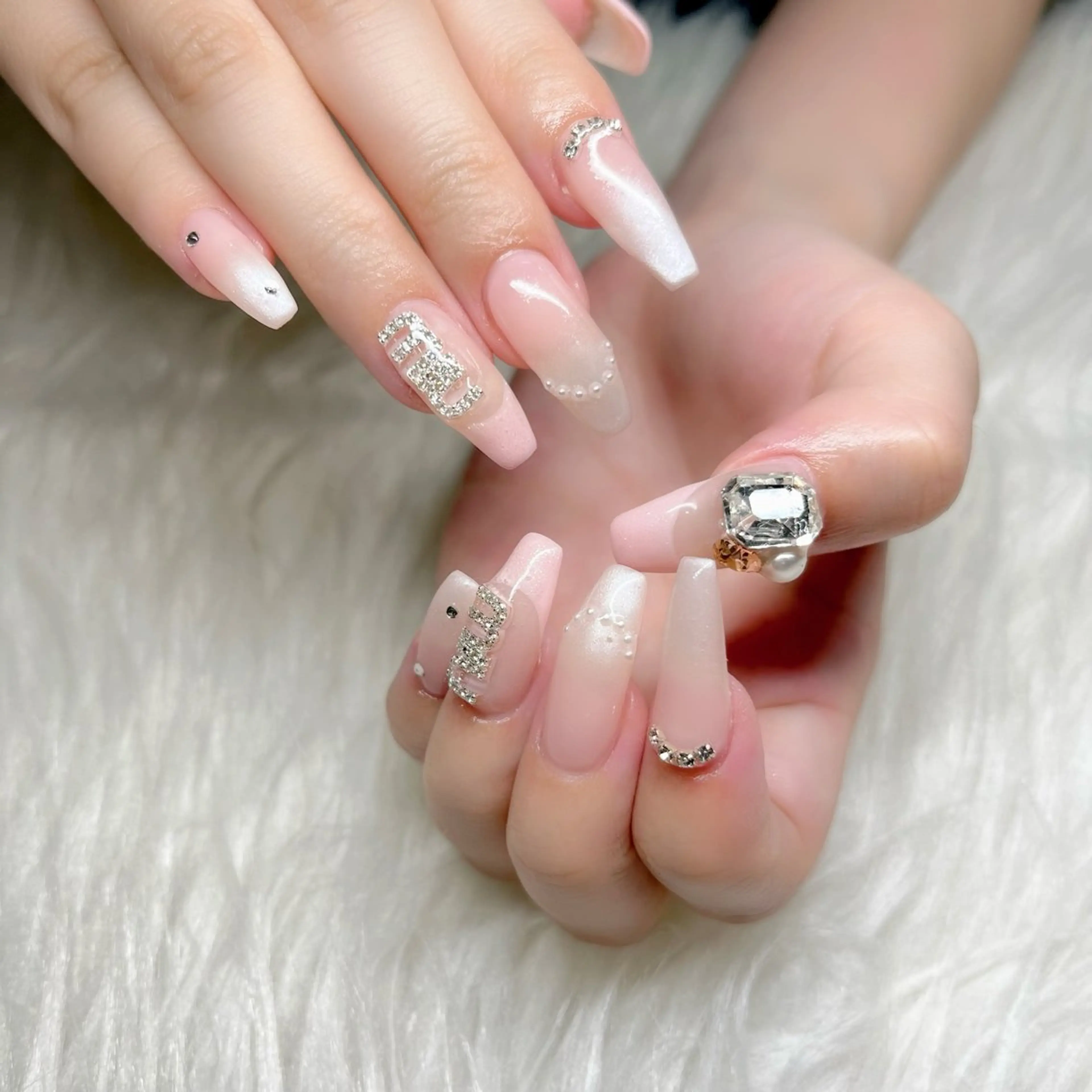ネイル ハンドネイル Miki 本町駅｜💅‎🤍のネイルデザイン