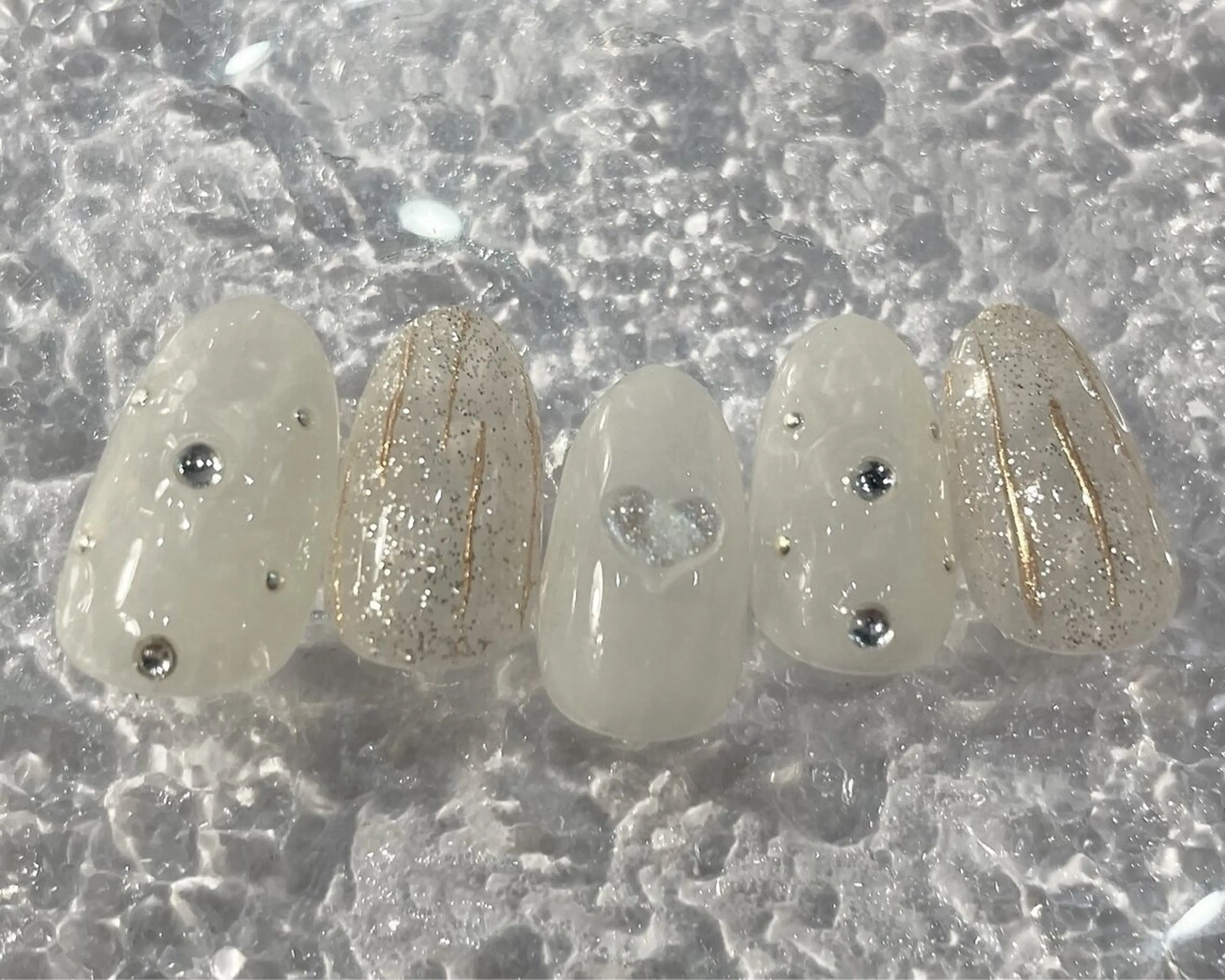 [ハンド]持ち込みデザイン¥7,500​〜​※ご料金はメッセージ、当日にご相談-パラジェル/フィルイン対応可能の写真