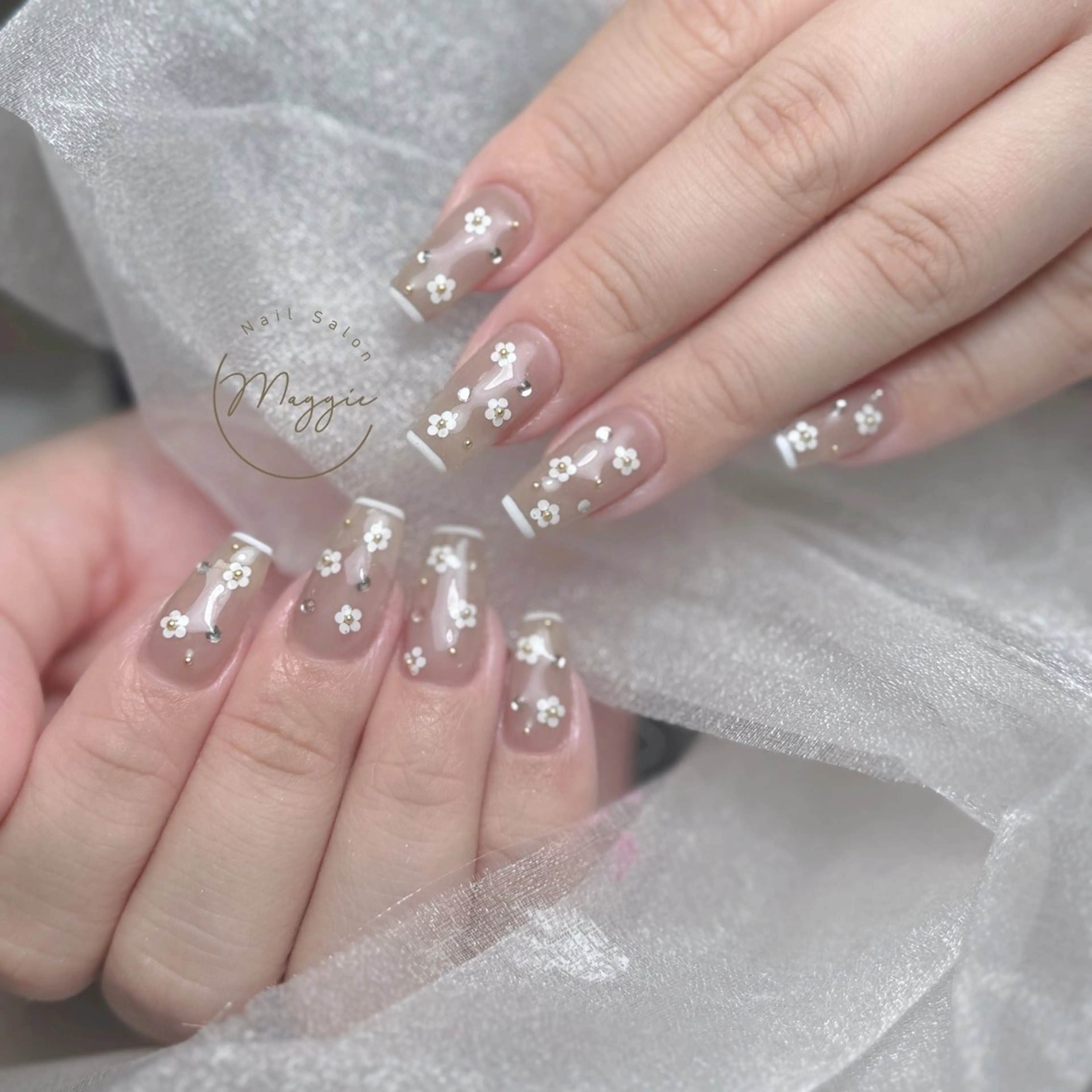 ネイル Maggie Nail🦩のネイルデザイン