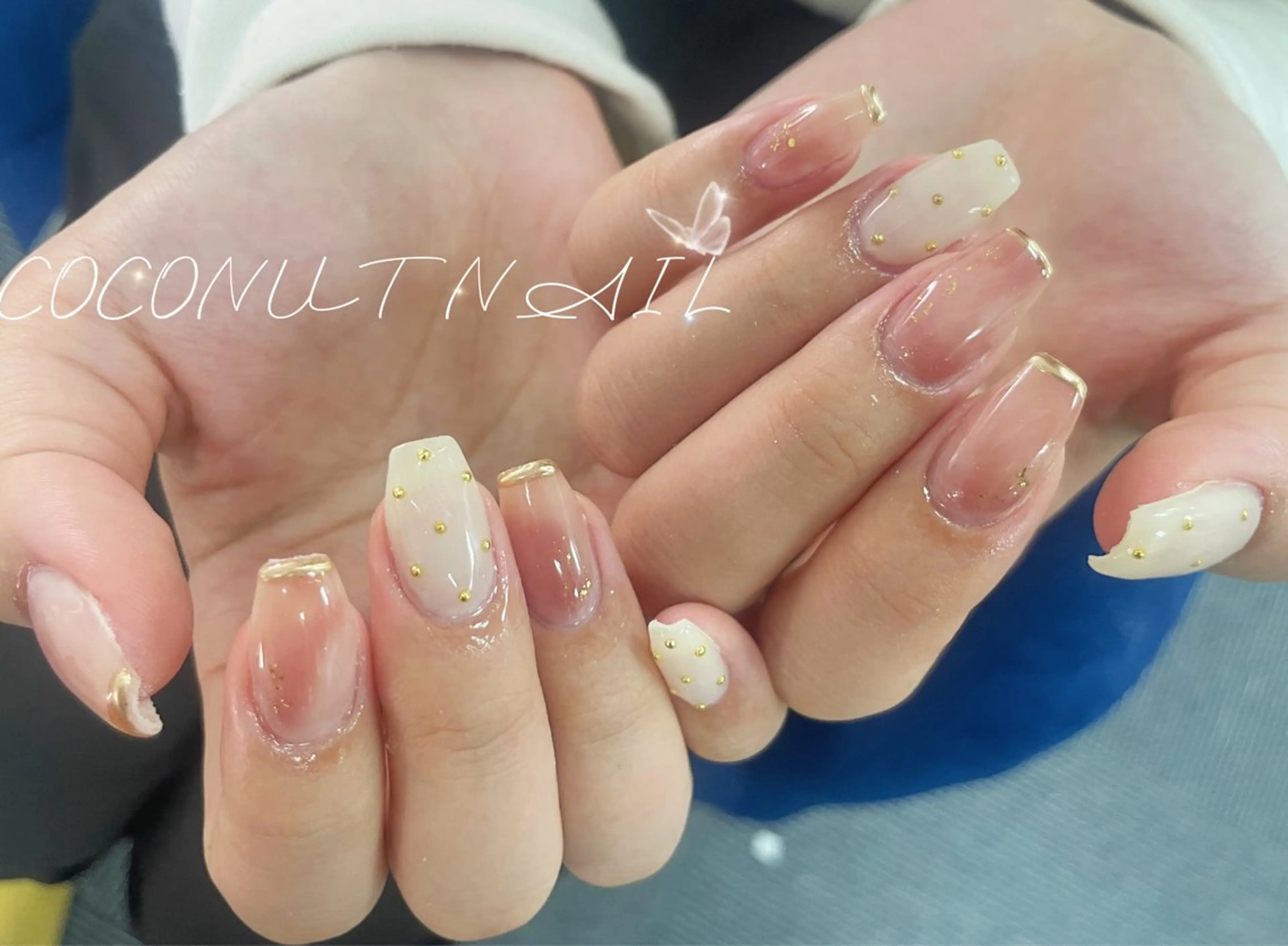 ネイル べっ甲ネイル フレンチネイル ジェルネイル キラキラネイル ラメ(グリッター) ハンドネイル 神田 ココナッツのネイルデザイン