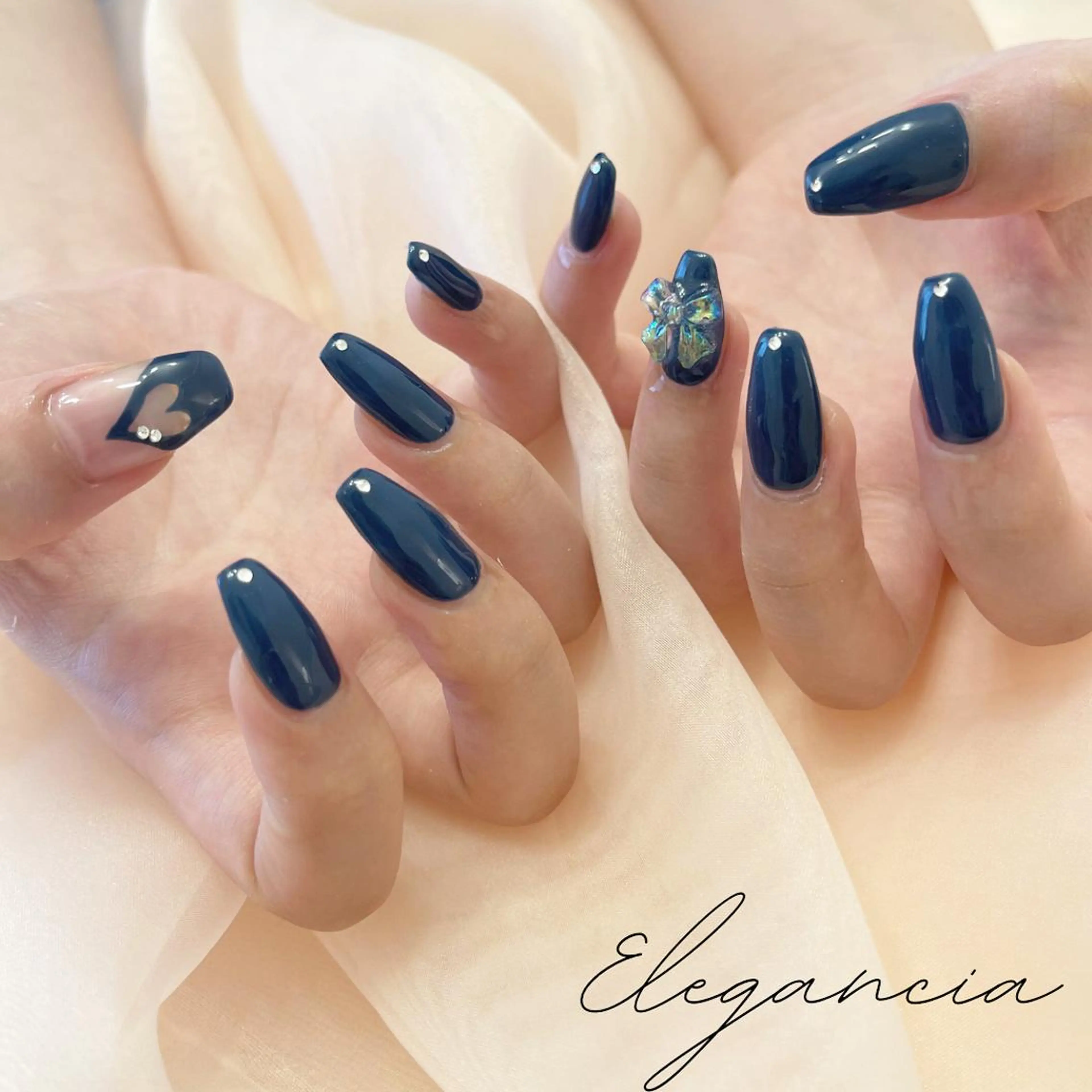 カラー ネイル ハンドネイル Elegancia. Hiromiのネイルデザイン