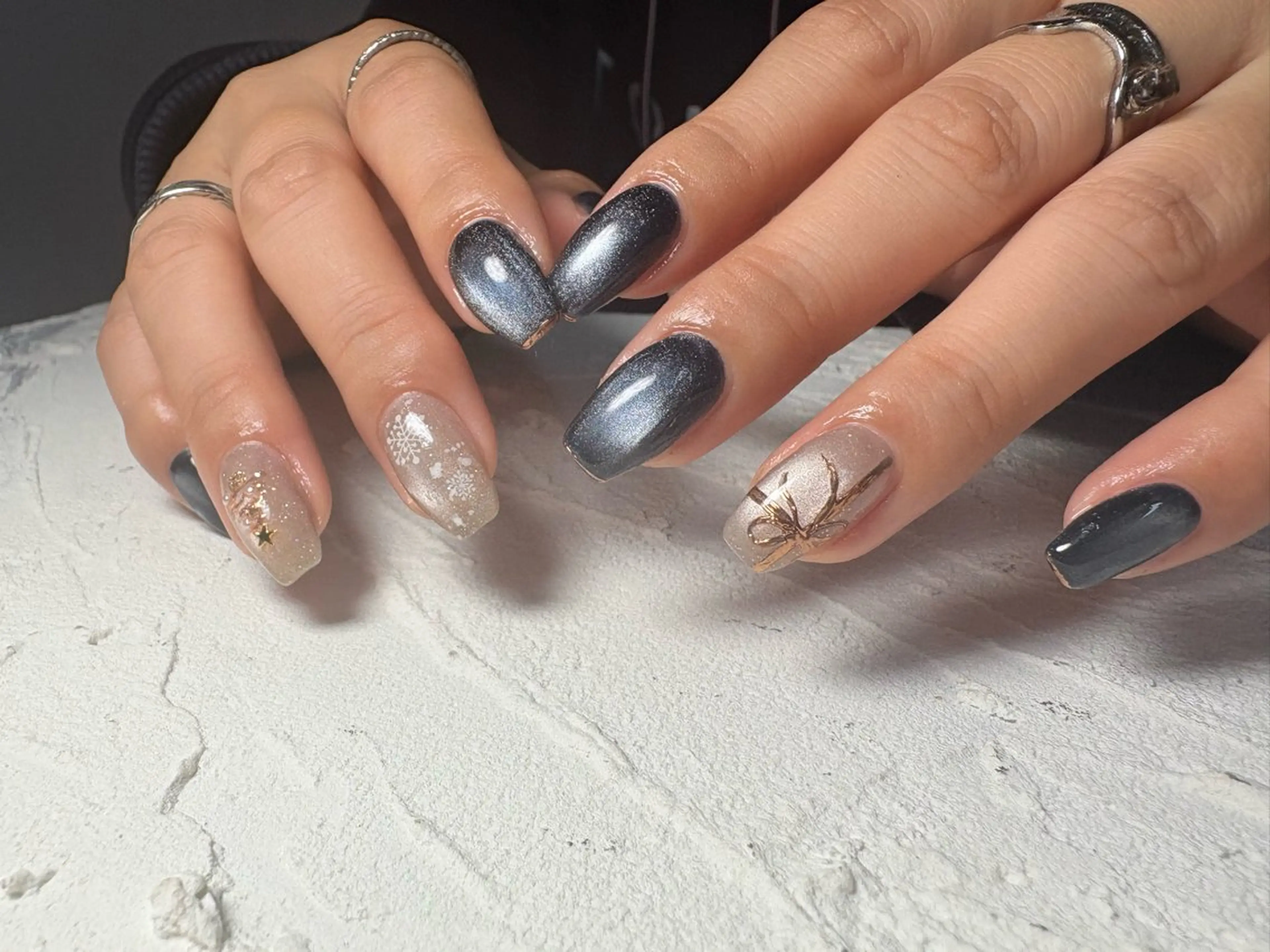 ネイル リボン 冬ネイル クリスマス ide. Mikiのネイルデザイン