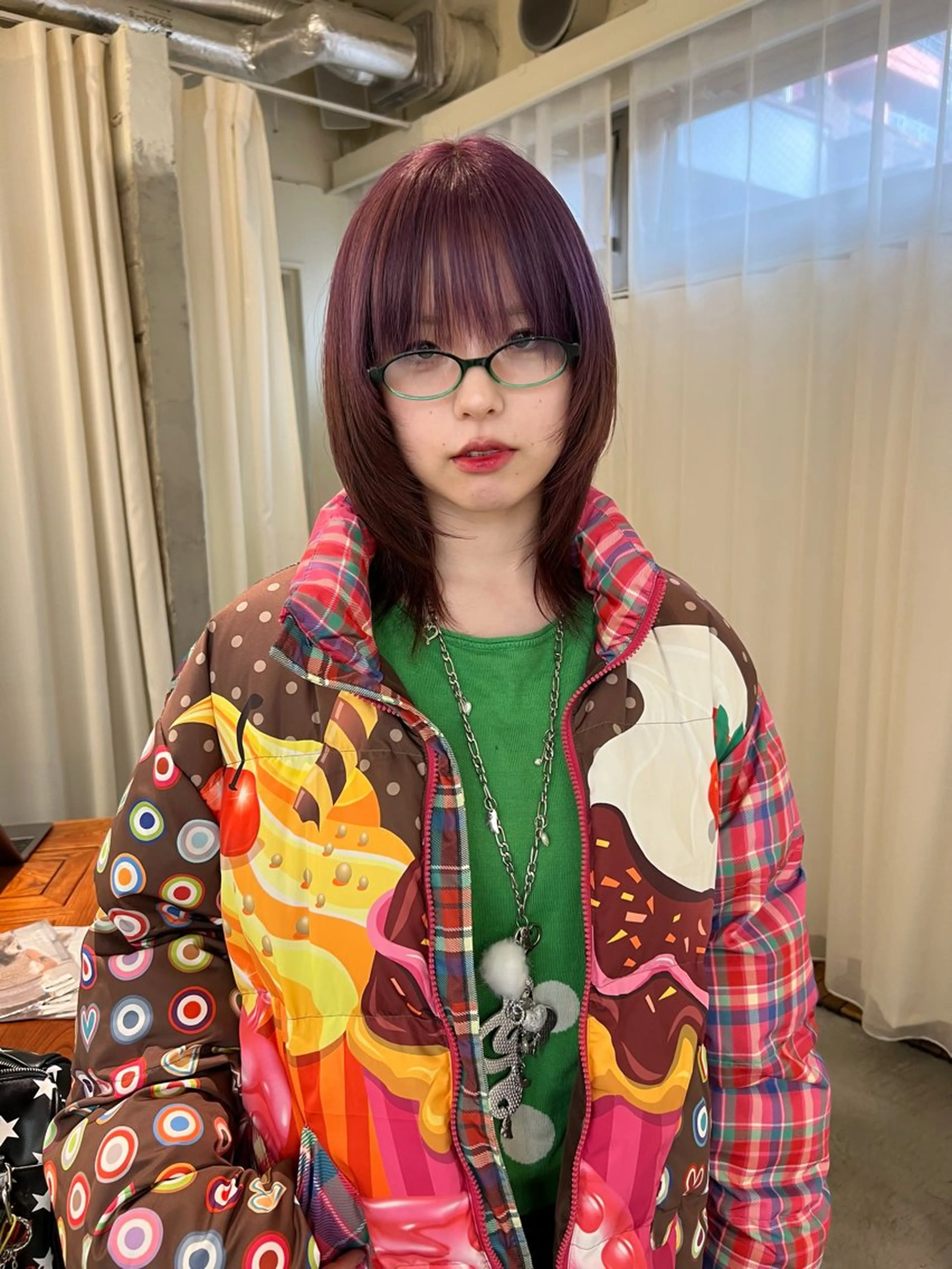 ミディアム カラー カット ヘアカラー 圧倒的デザイン力 店長🎨RENAのヘアスタイル