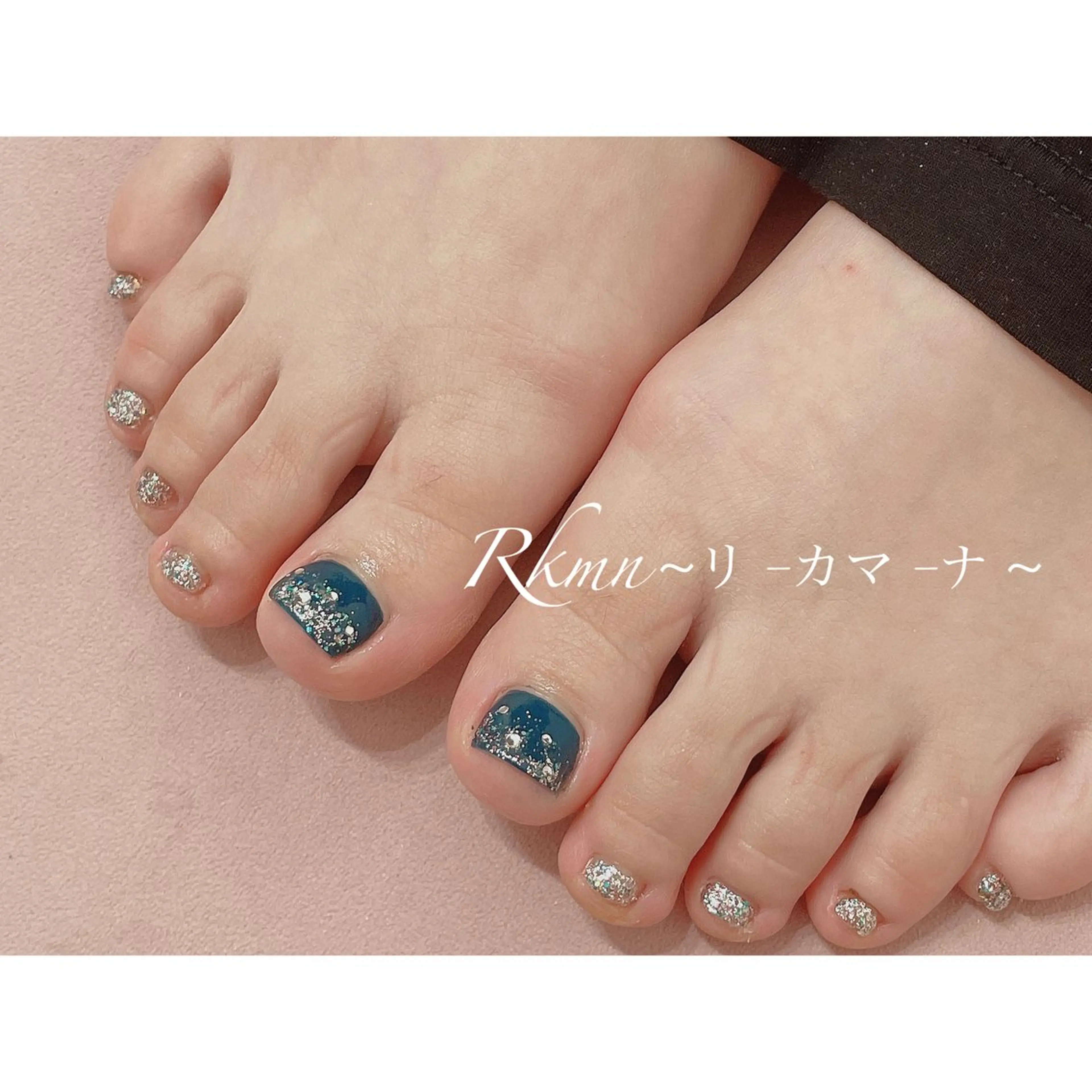 ネイル アートネイル ブルー グリーン キラキラネイル ラメ(グリッター) ハンドネイル フットネイル ハンドケア Rkmn ~リ-カマ-ナ~のネイルデザイン