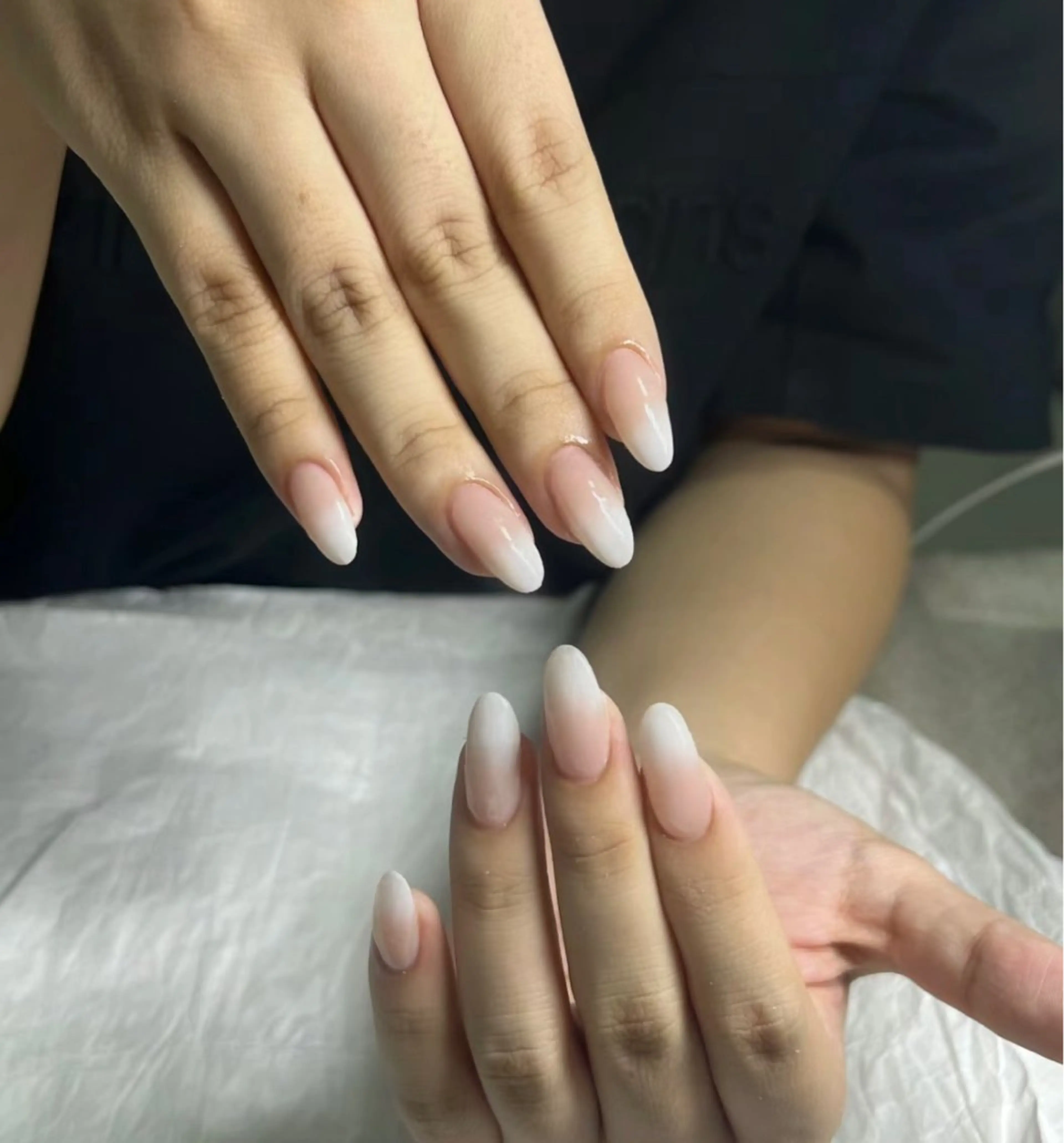 ネイル ハンドネイル 🍑 momo_nailのネイルデザイン